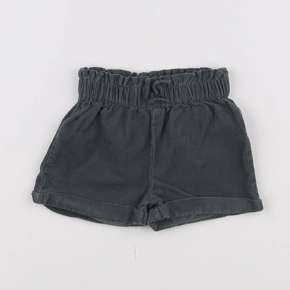 Vertbaudet - short vert - 6 mois