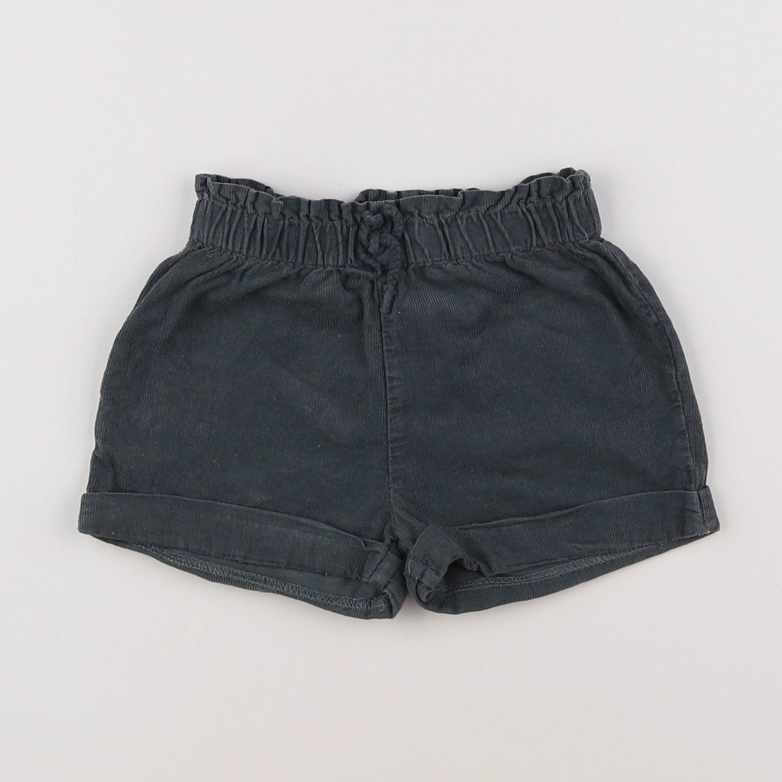 Vertbaudet - short vert - 18 mois