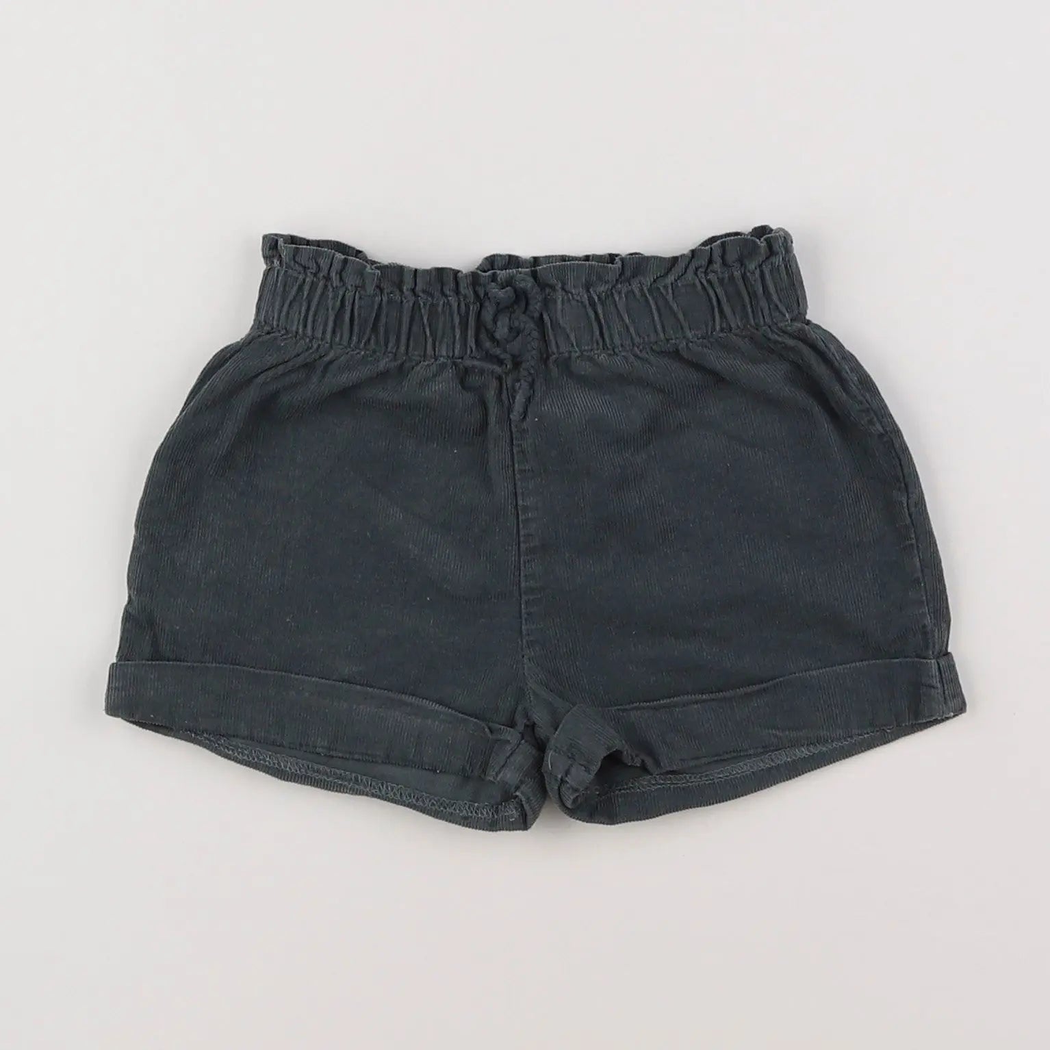 Vertbaudet - short vert - 18 mois