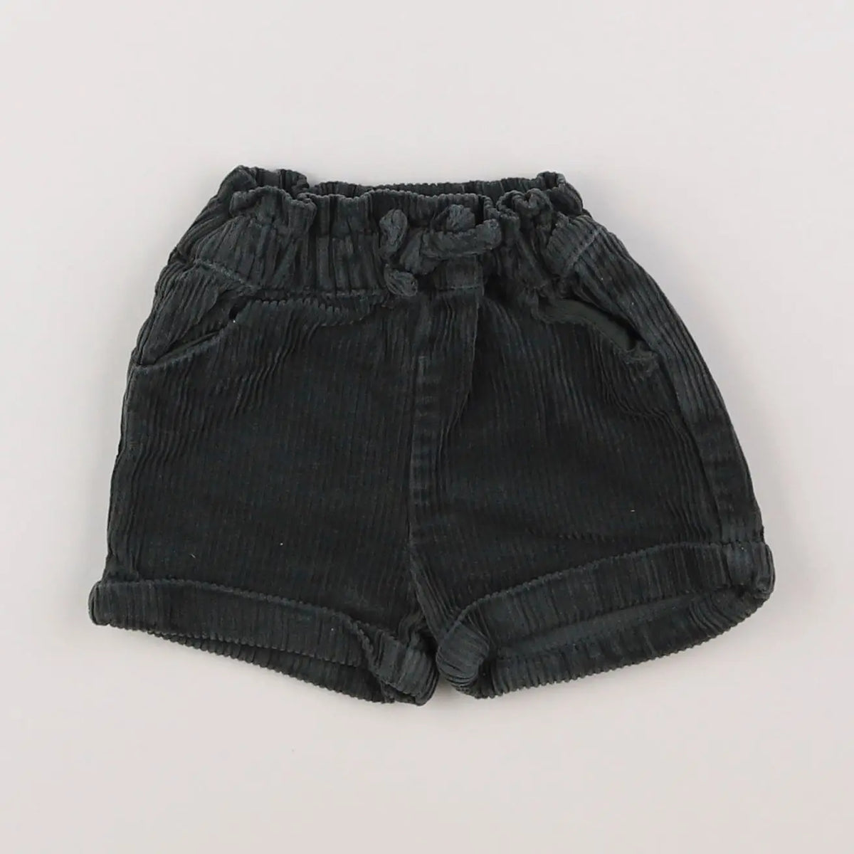 Vertbaudet - short vert - 3 mois