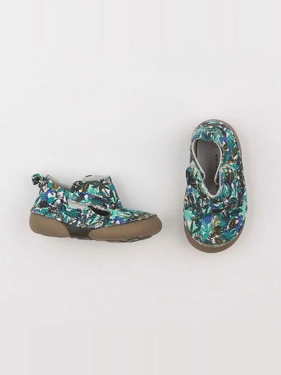 Vertbaudet - chaussons vert - pointure 18