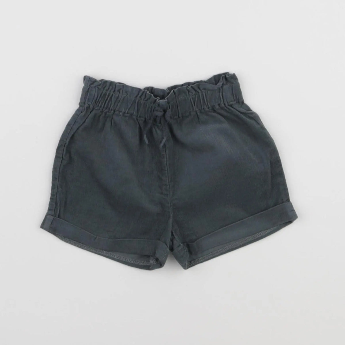 Vertbaudet - short vert - 2 ans