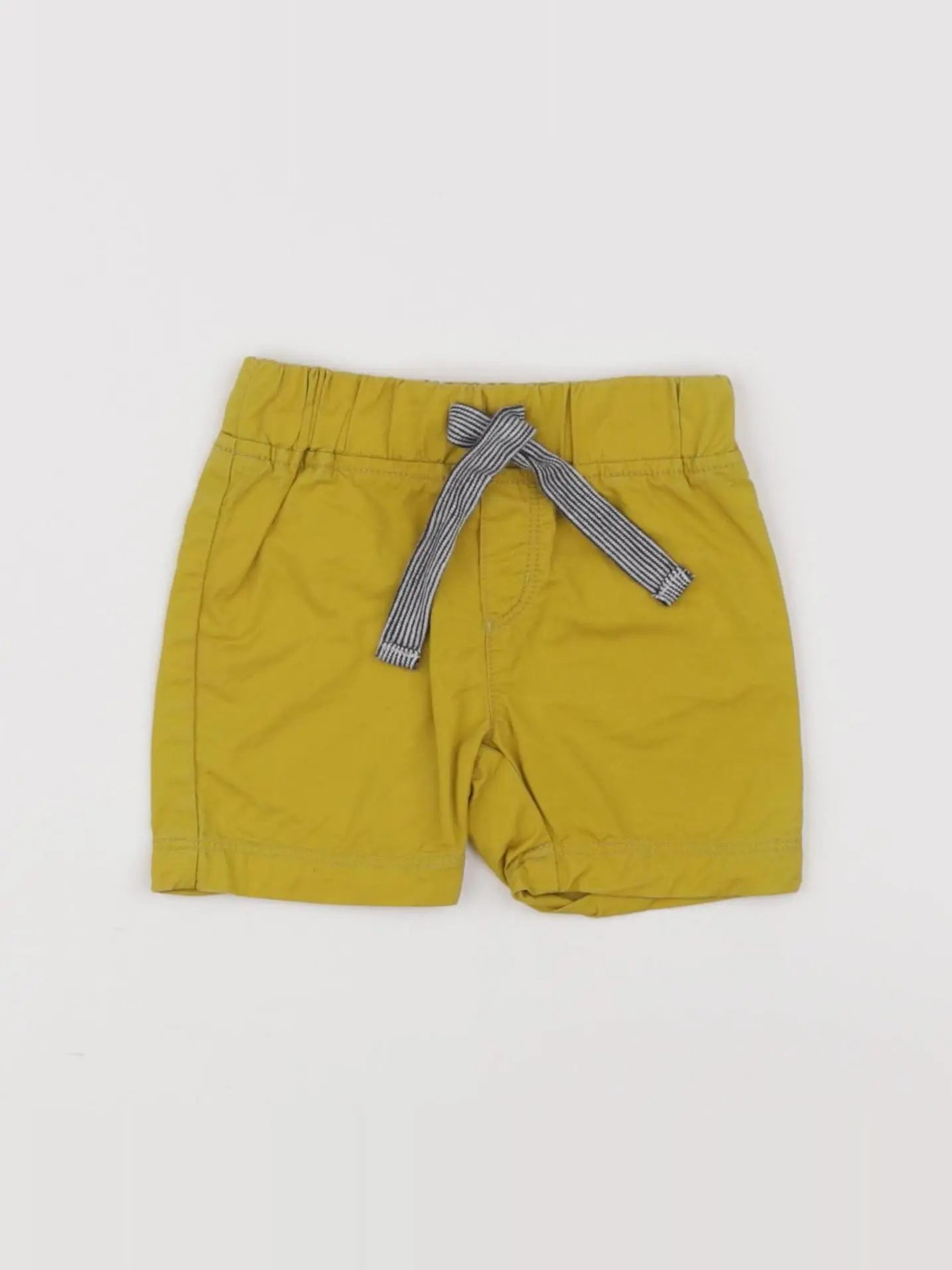 Petit Bateau - short jaune - 3 mois