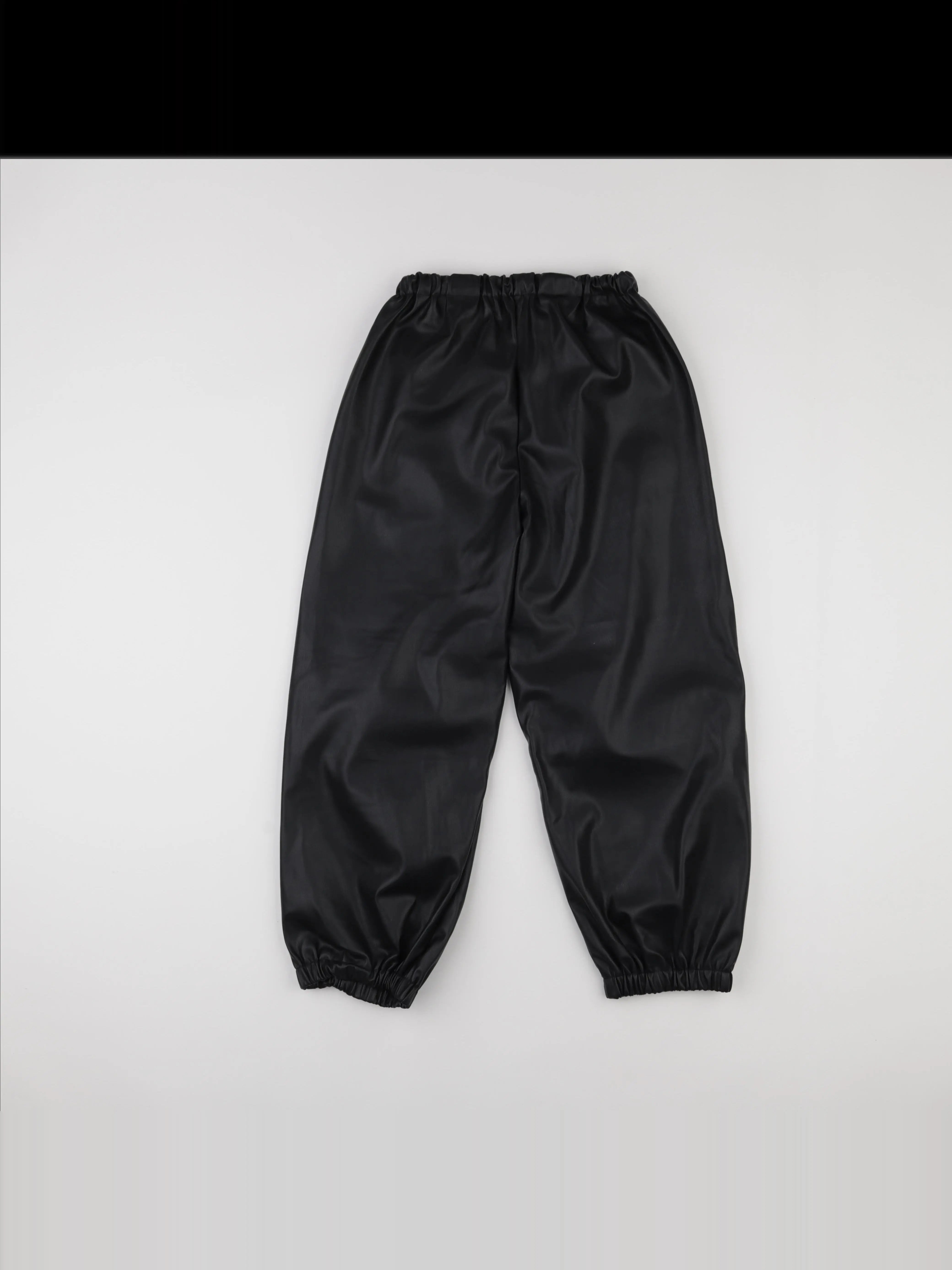 Zara - pantalon noir simili cuir  - 11/12 ans