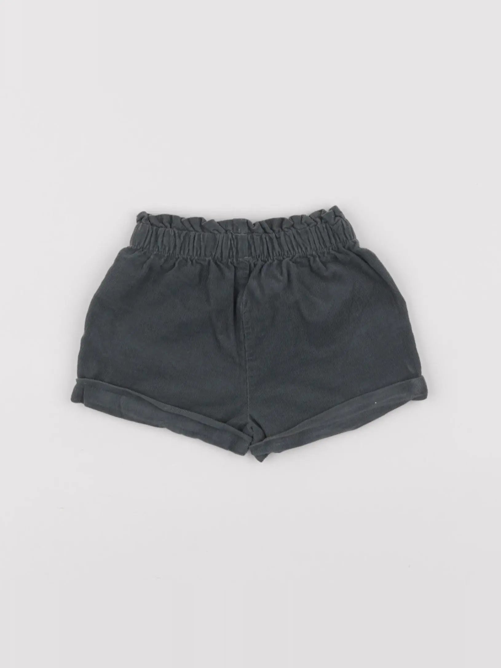 Vertbaudet - short vert - 3/6 mois