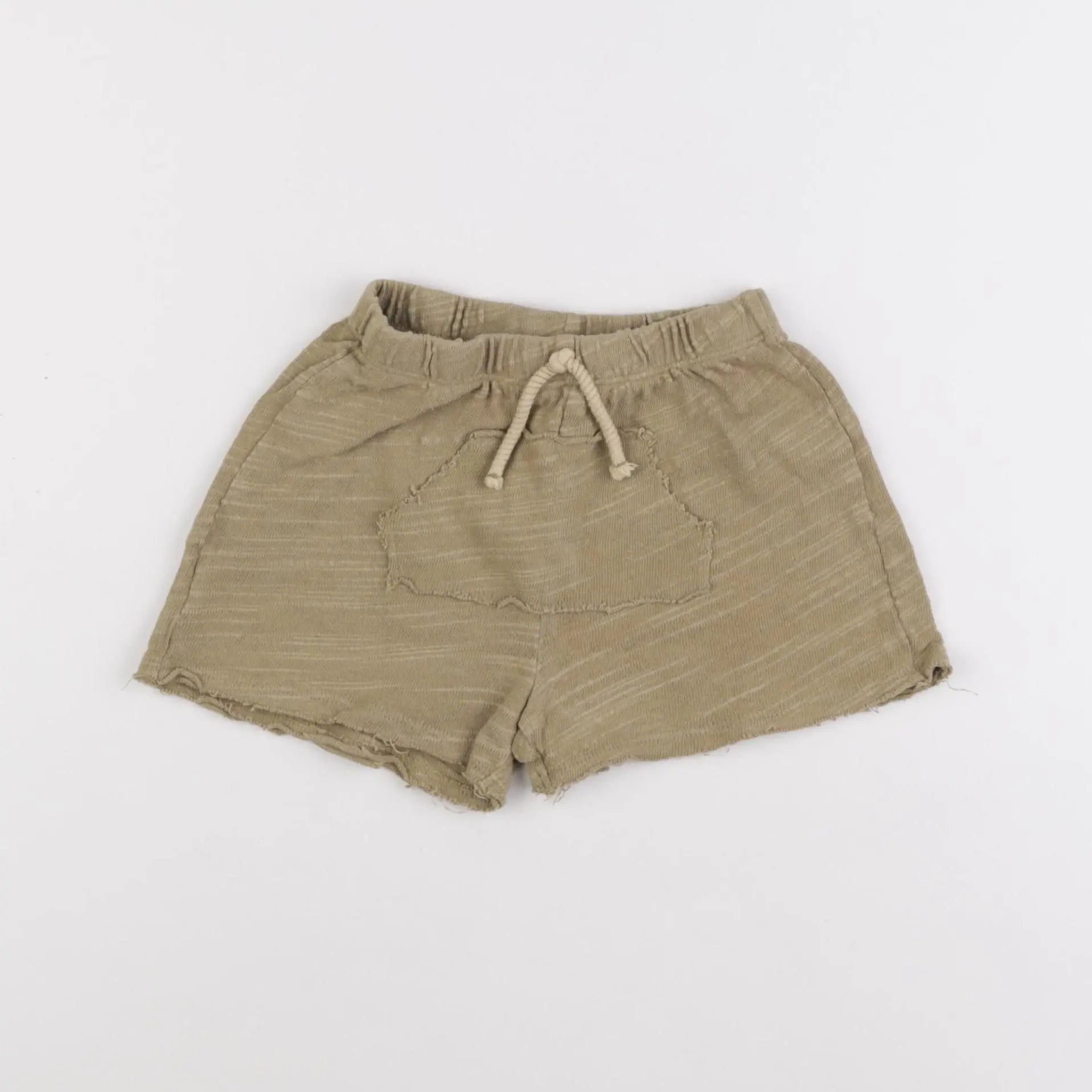 Play Up - short vert - 18 mois