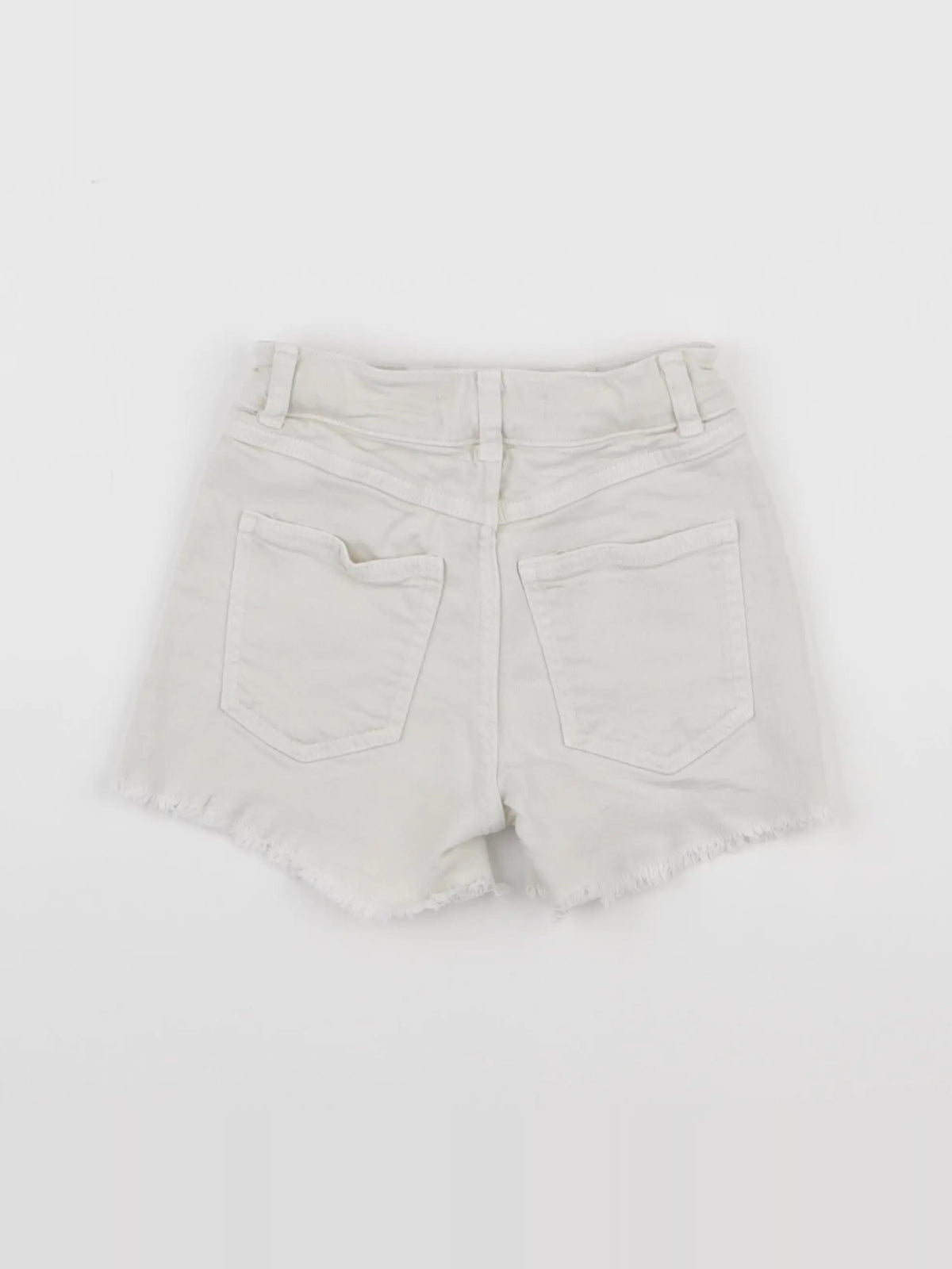 Zara - short beige - 7 ans