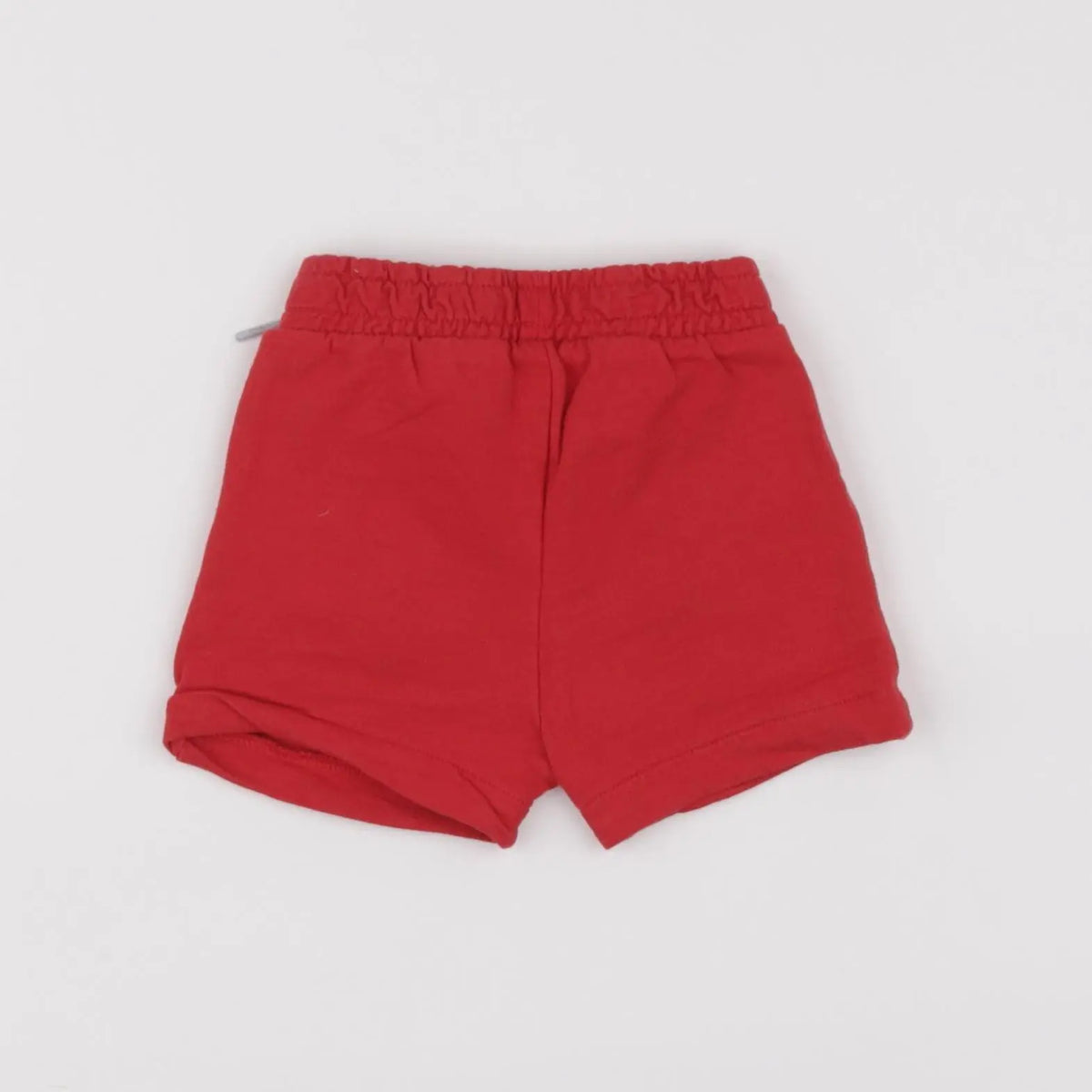 Vertbaudet - short rouge - 6 mois