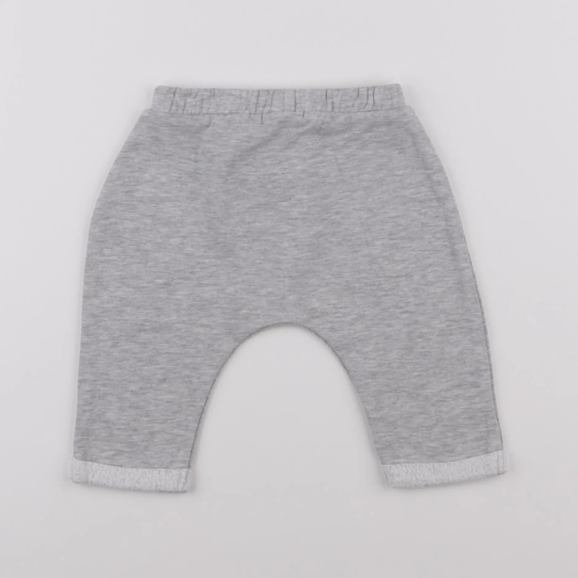 Vertbaudet - sarouel gris - 6 mois