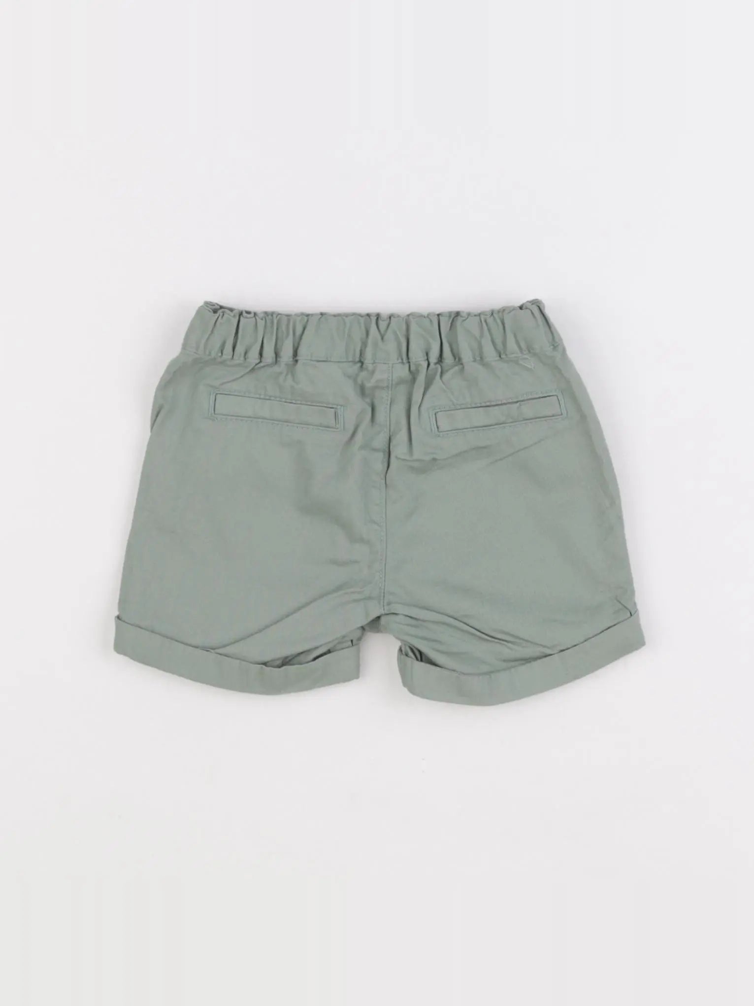 H&M - short vert - 3/6 mois