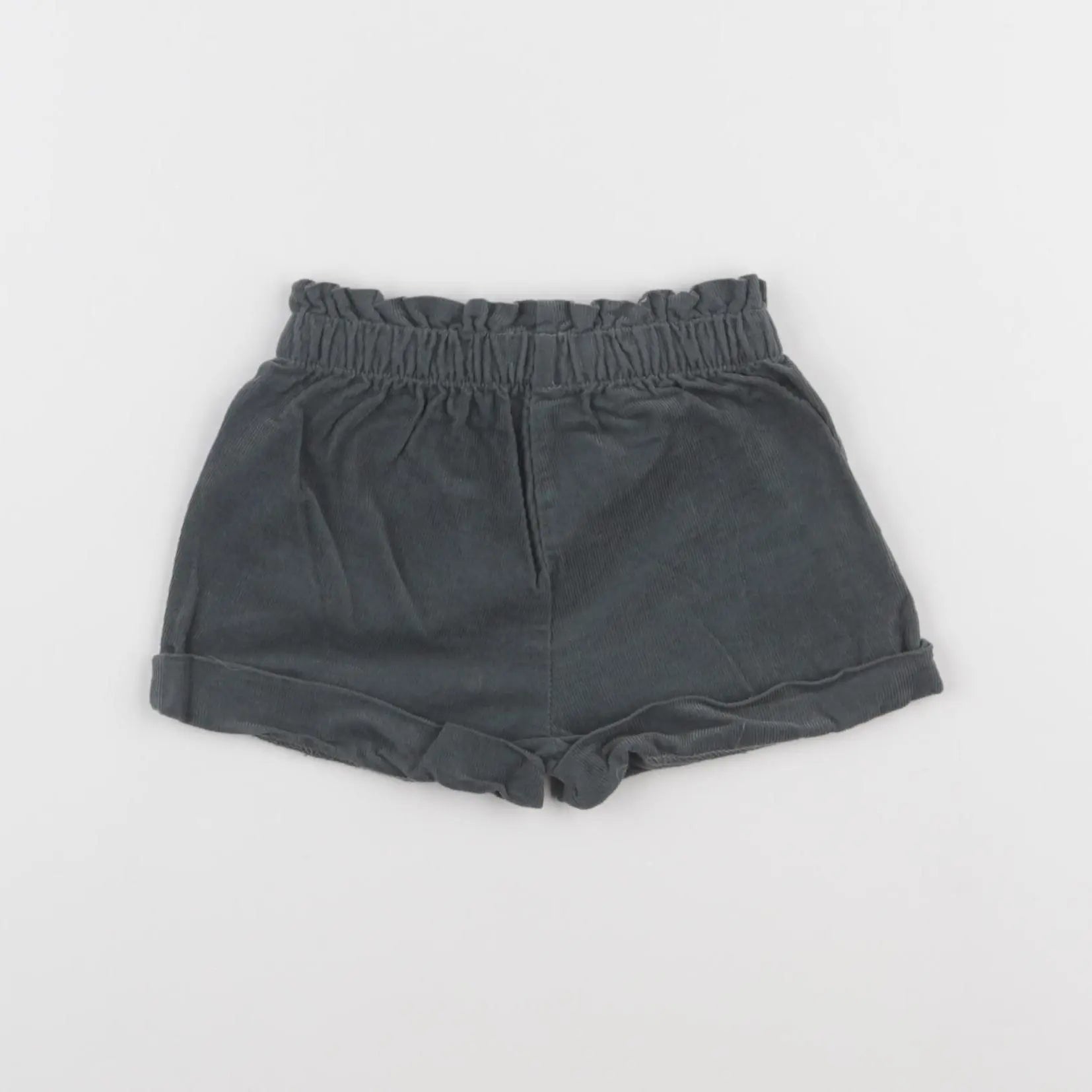 Vertbaudet - short vert - 9 mois