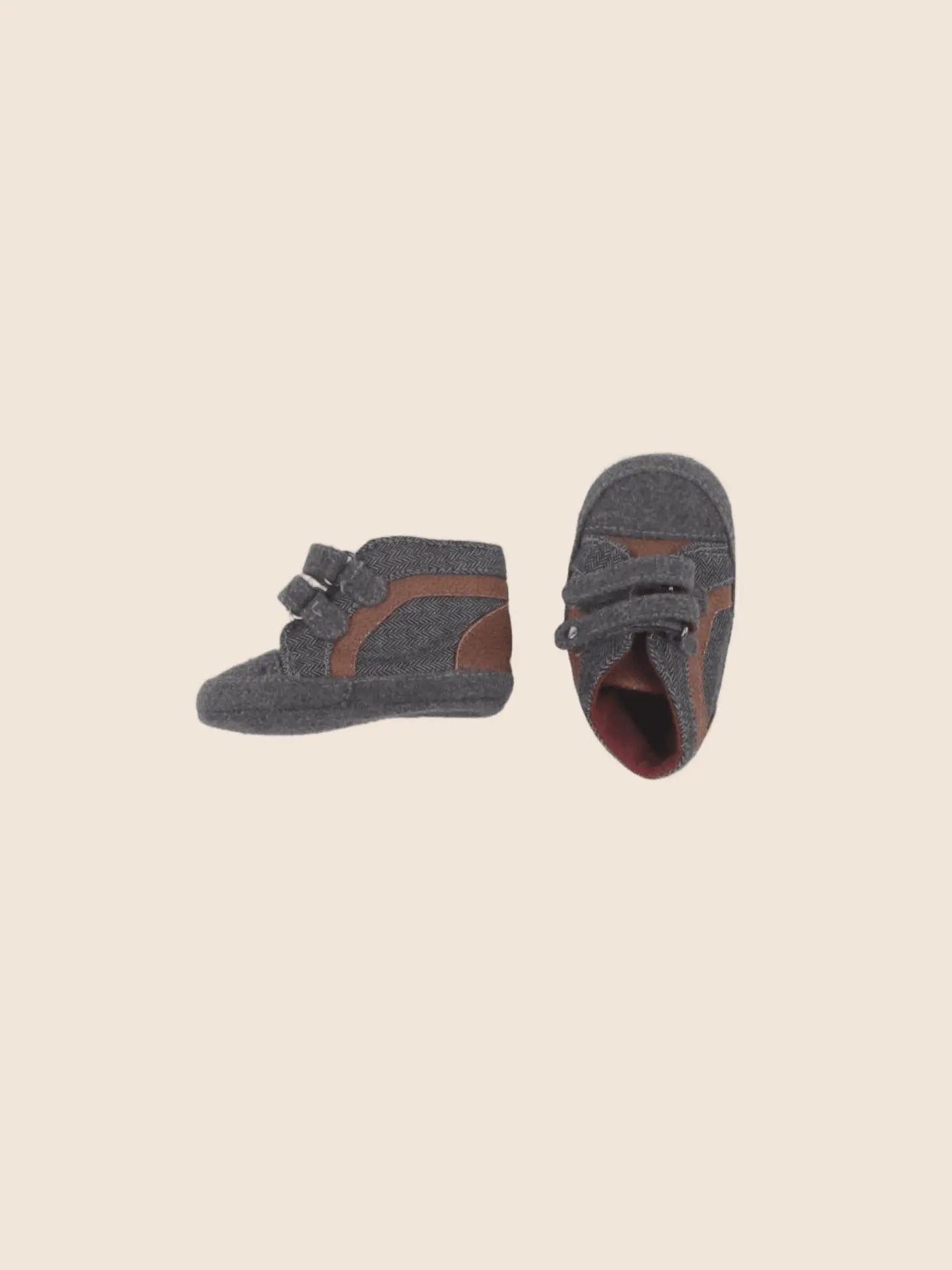 Tape à l'oeil - chaussons gris - pointure 18/19