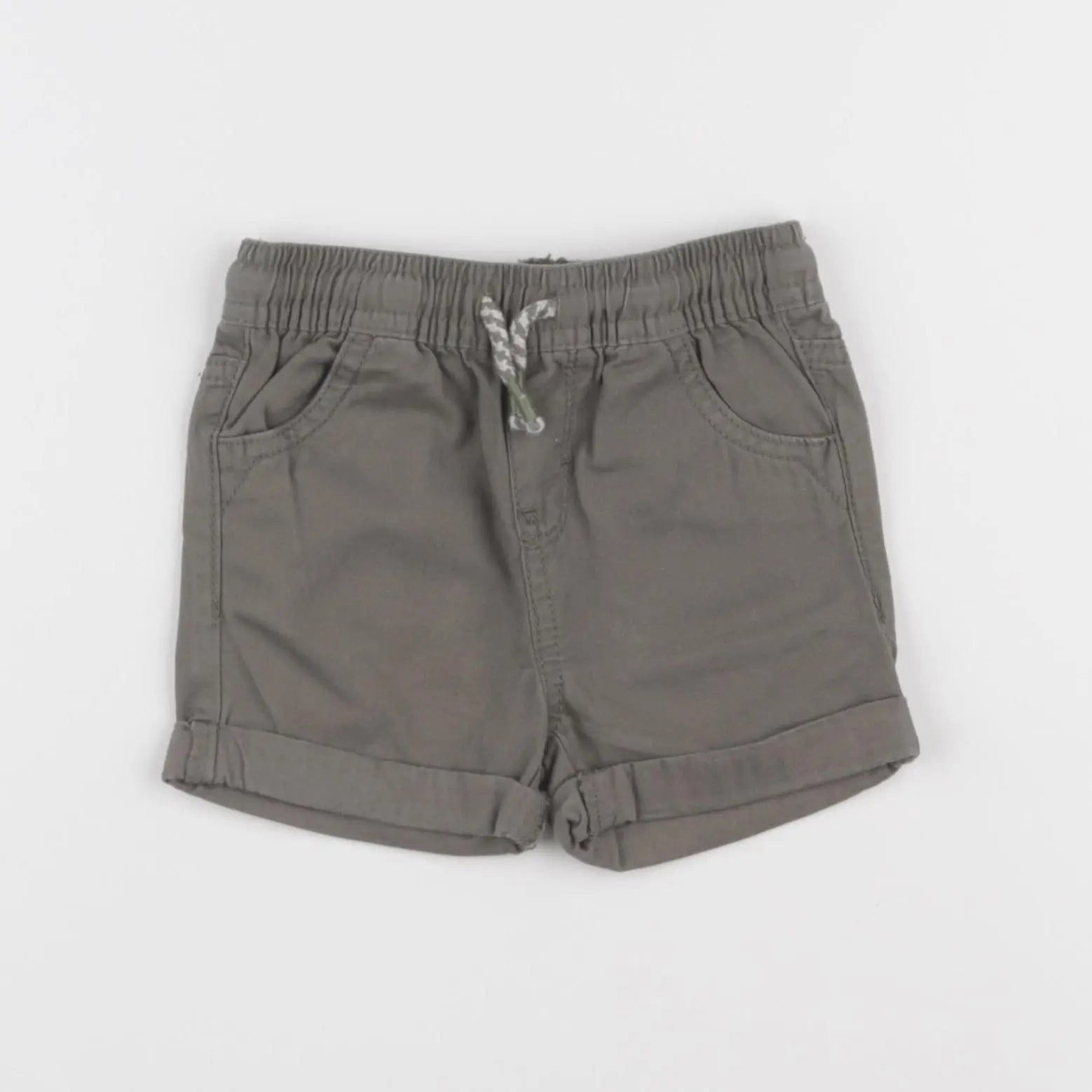Vertbaudet - short vert - 12 mois