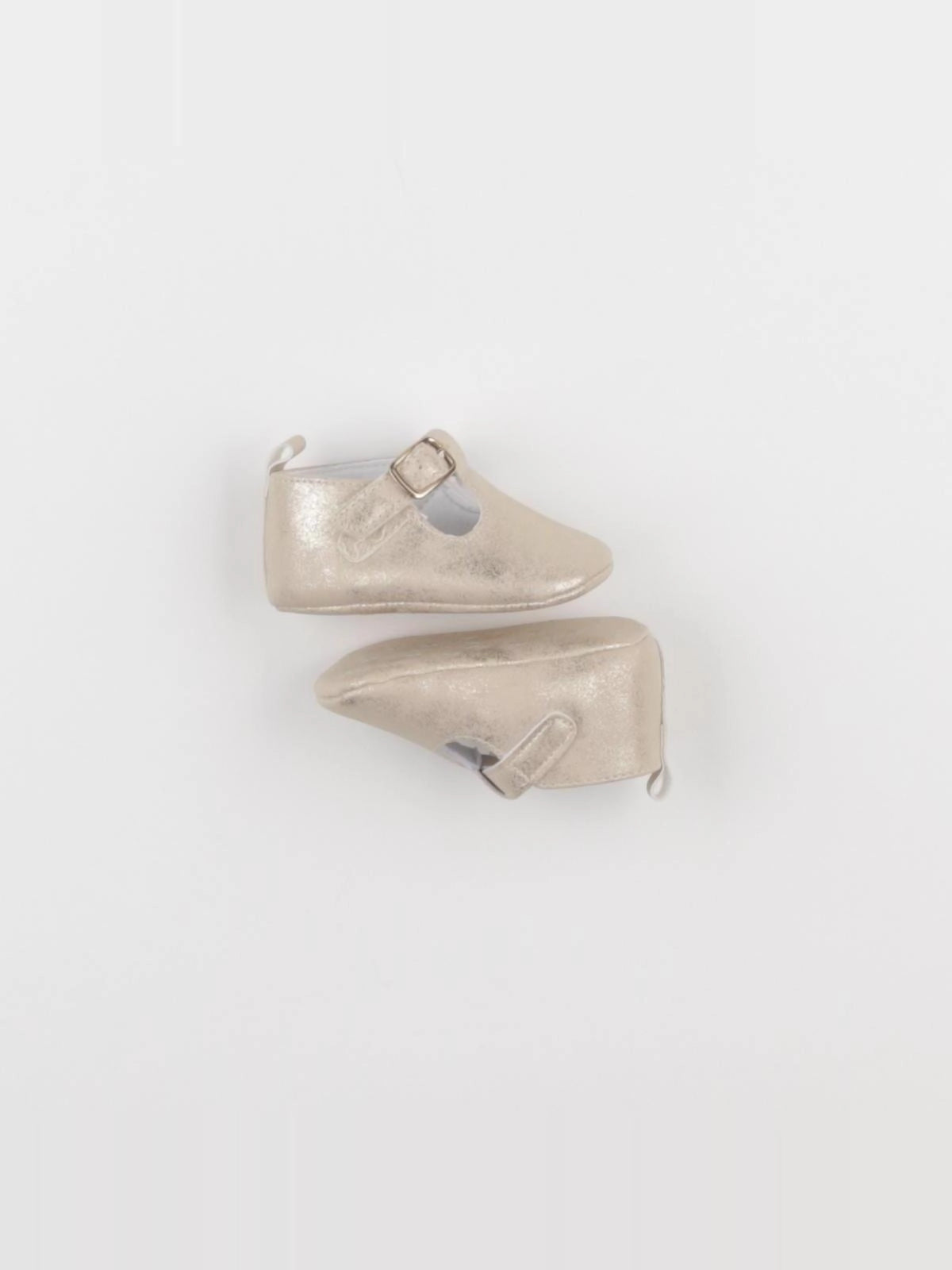 Tape à l'oeil - chaussons or - pointure 17