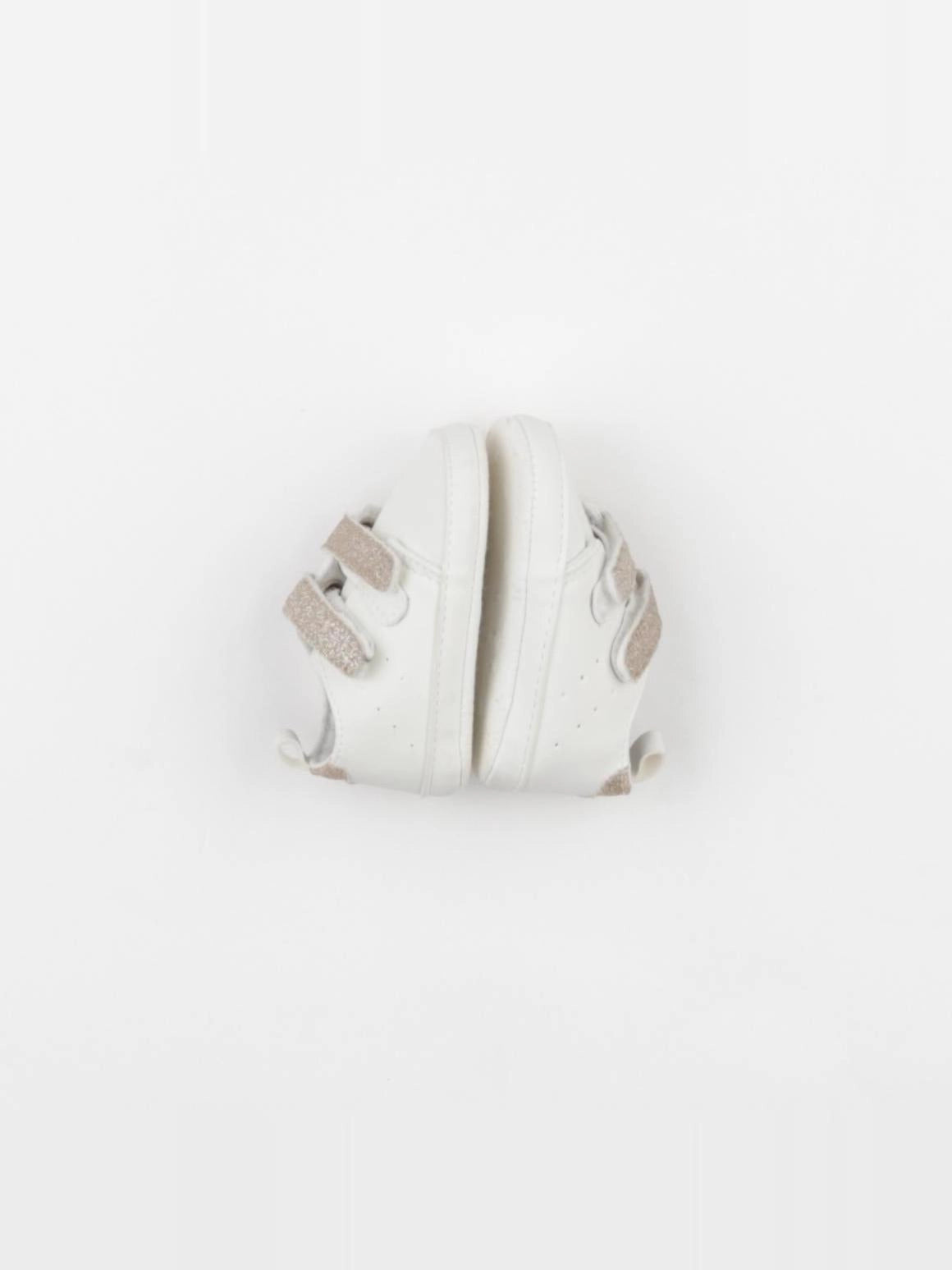 Tape à l'oeil - chaussons blanc - pointure 16/17