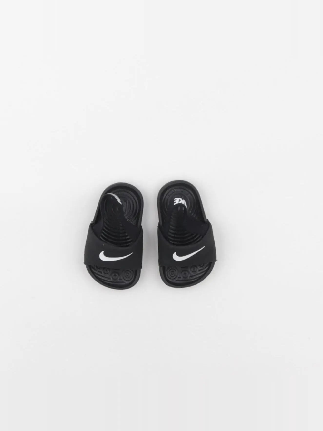 Nike - tongs noir - pointure 18