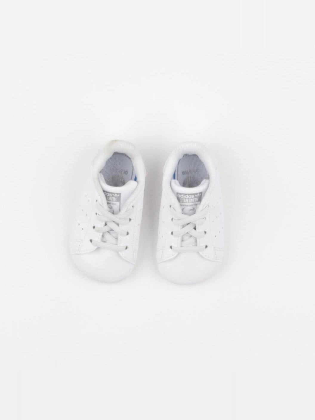 Adidas - chaussons blanc - pointure 17