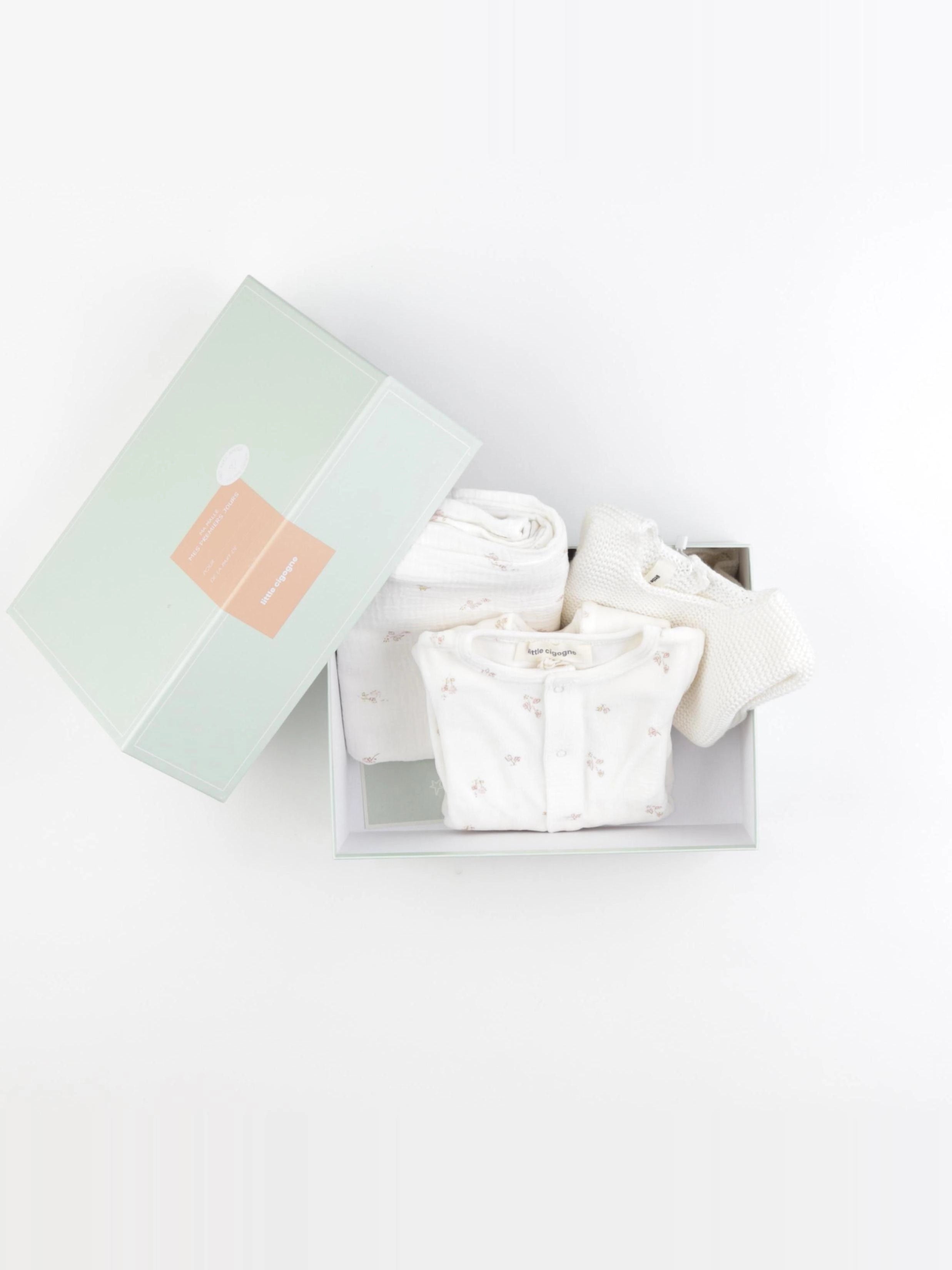 Malle naissance "Mes premiers jours" fille