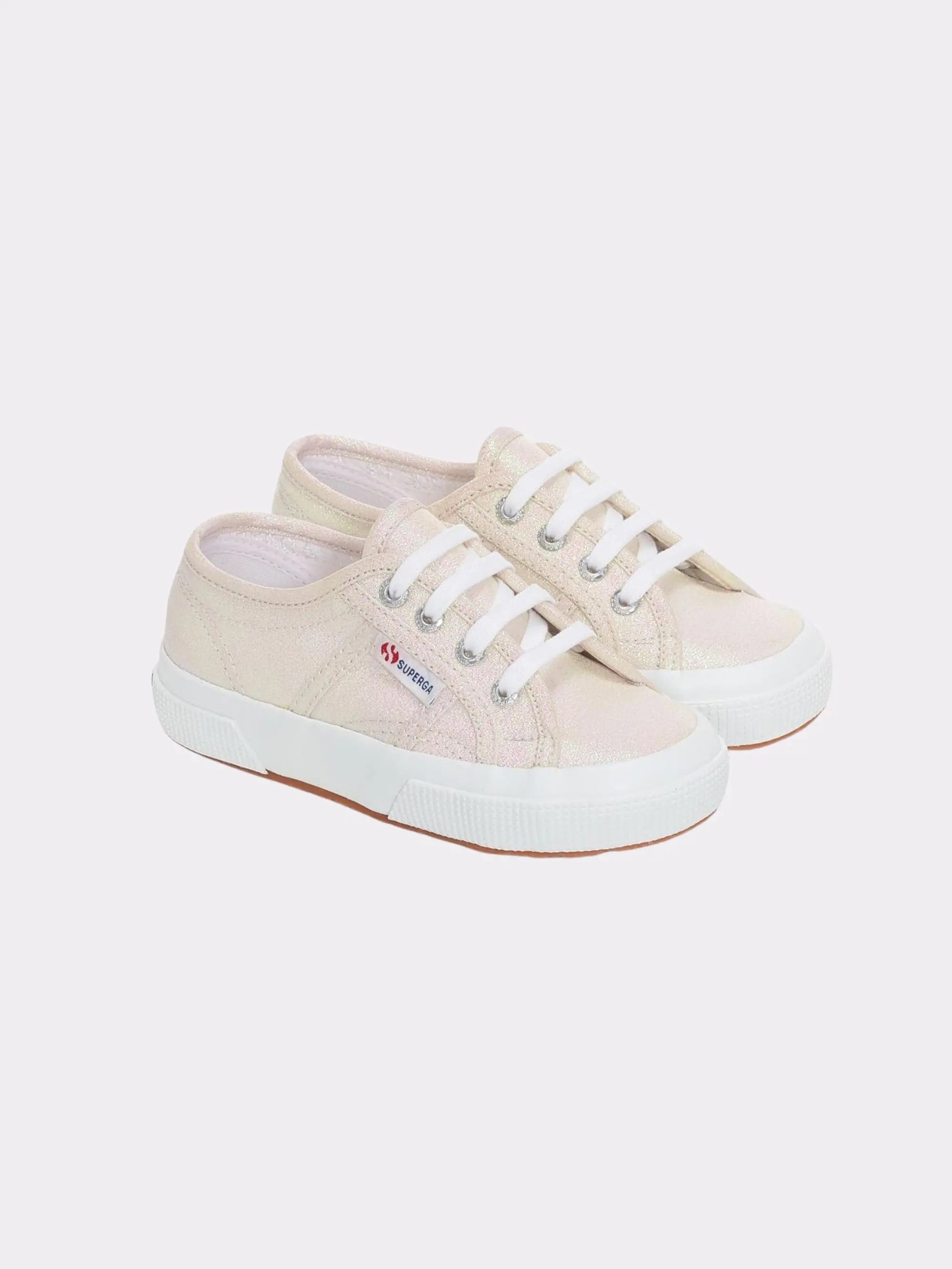 Tennis à lacets beige reflet argent