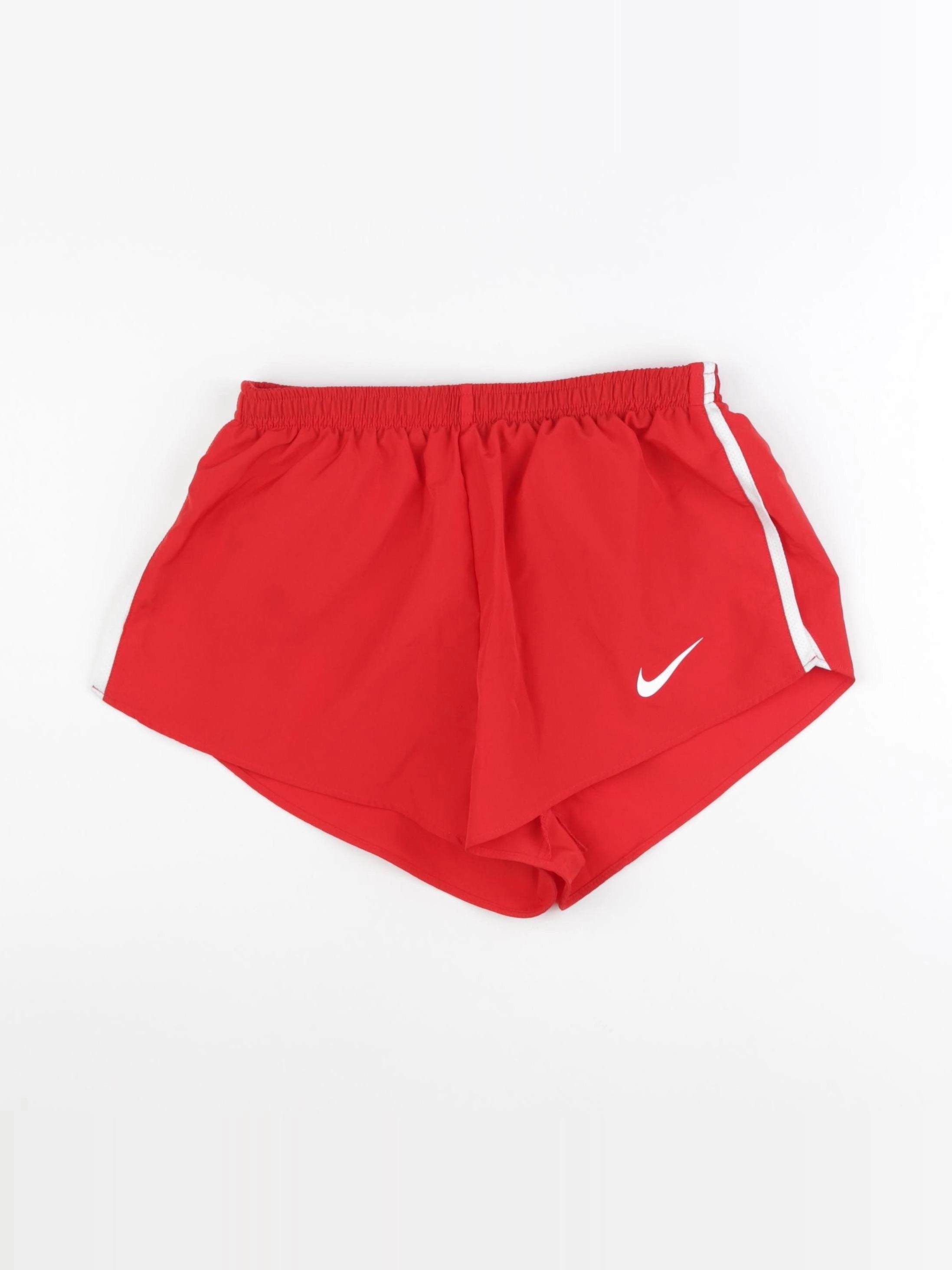 Nike - short rouge - 7/8 ans