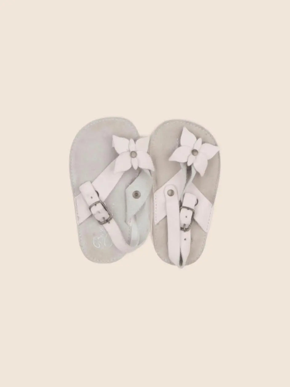 Bonpoint - chaussons rose - pointure 18