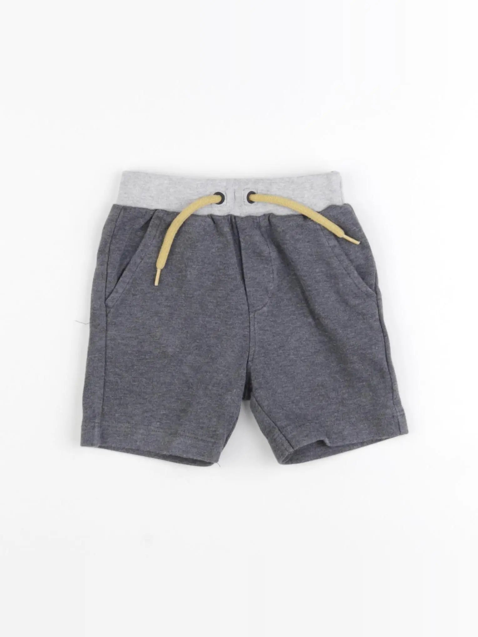 IKKS - short gris - 12 mois