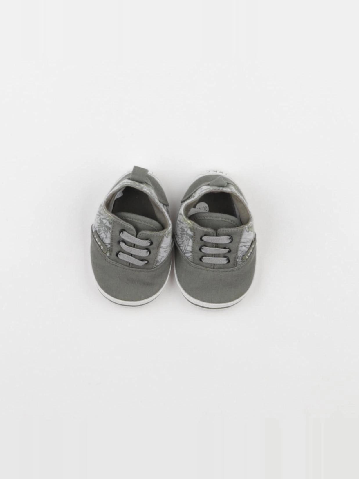 IKKS - chaussons vert - pointure 15/16