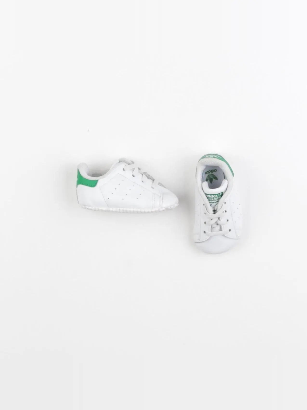 Adidas - chaussons blanc - pointure 17