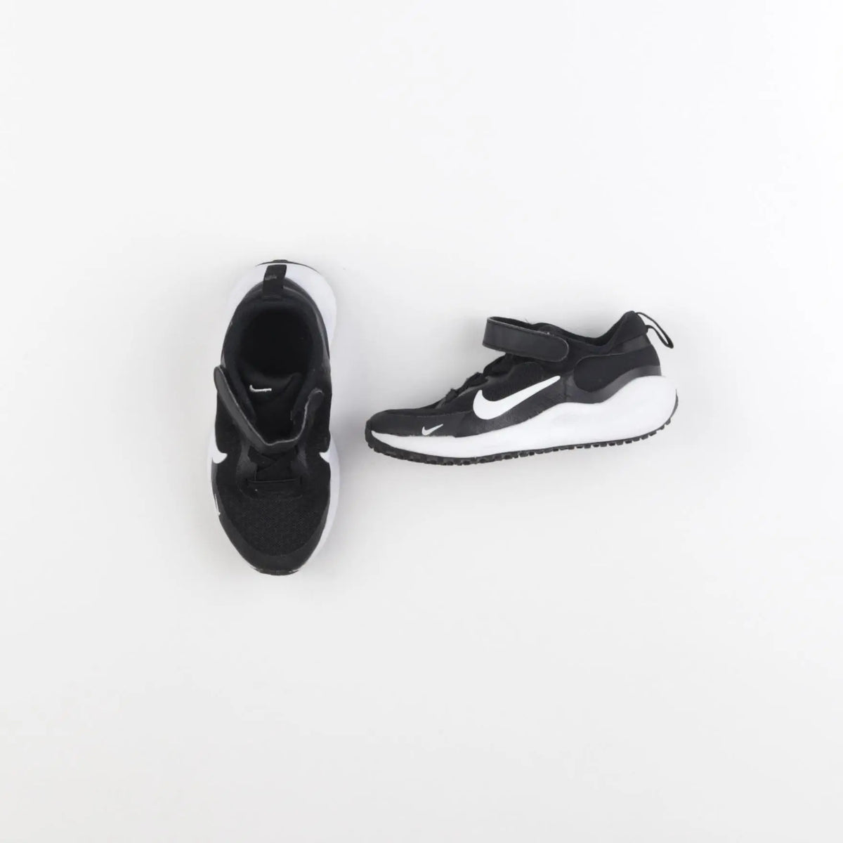 Nike - baskets noir - pointure 25