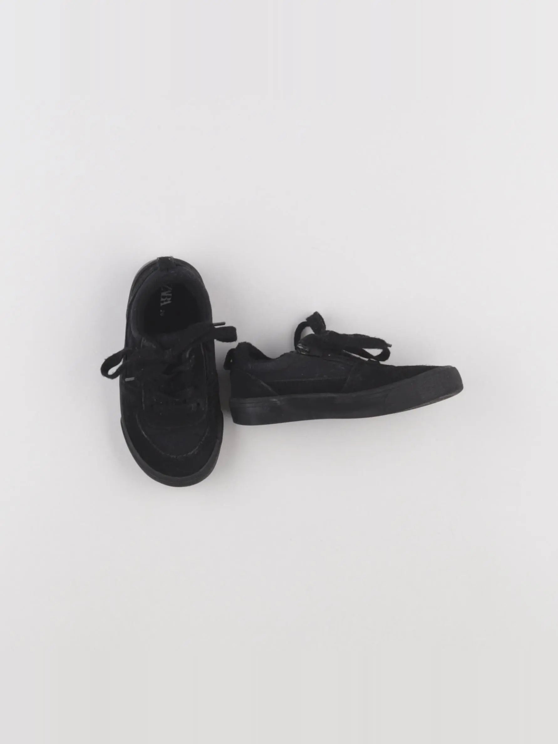 Zara - baskets noir - pointure 26