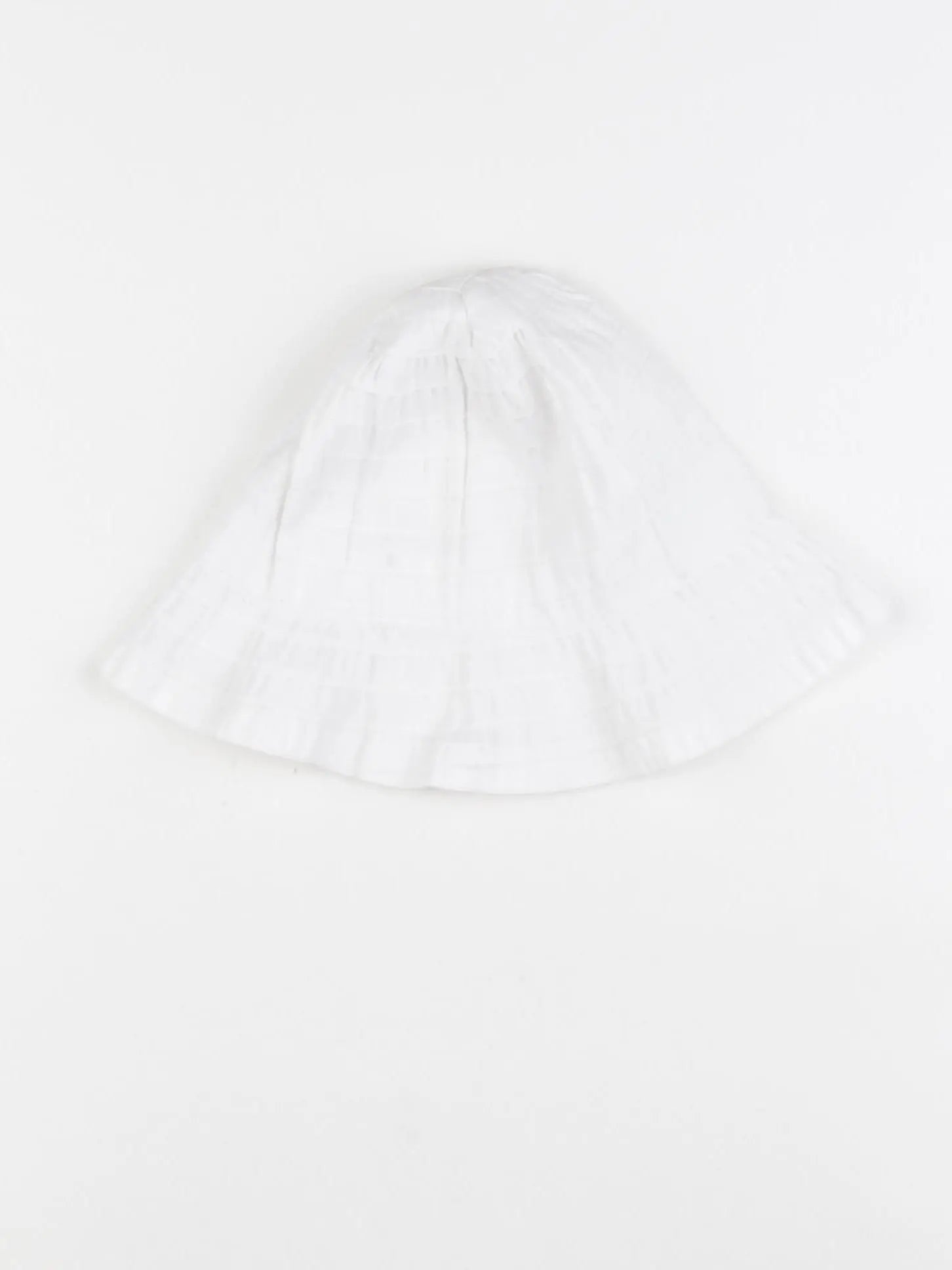 Monoprix - chapeau blanc - 7/10 ans