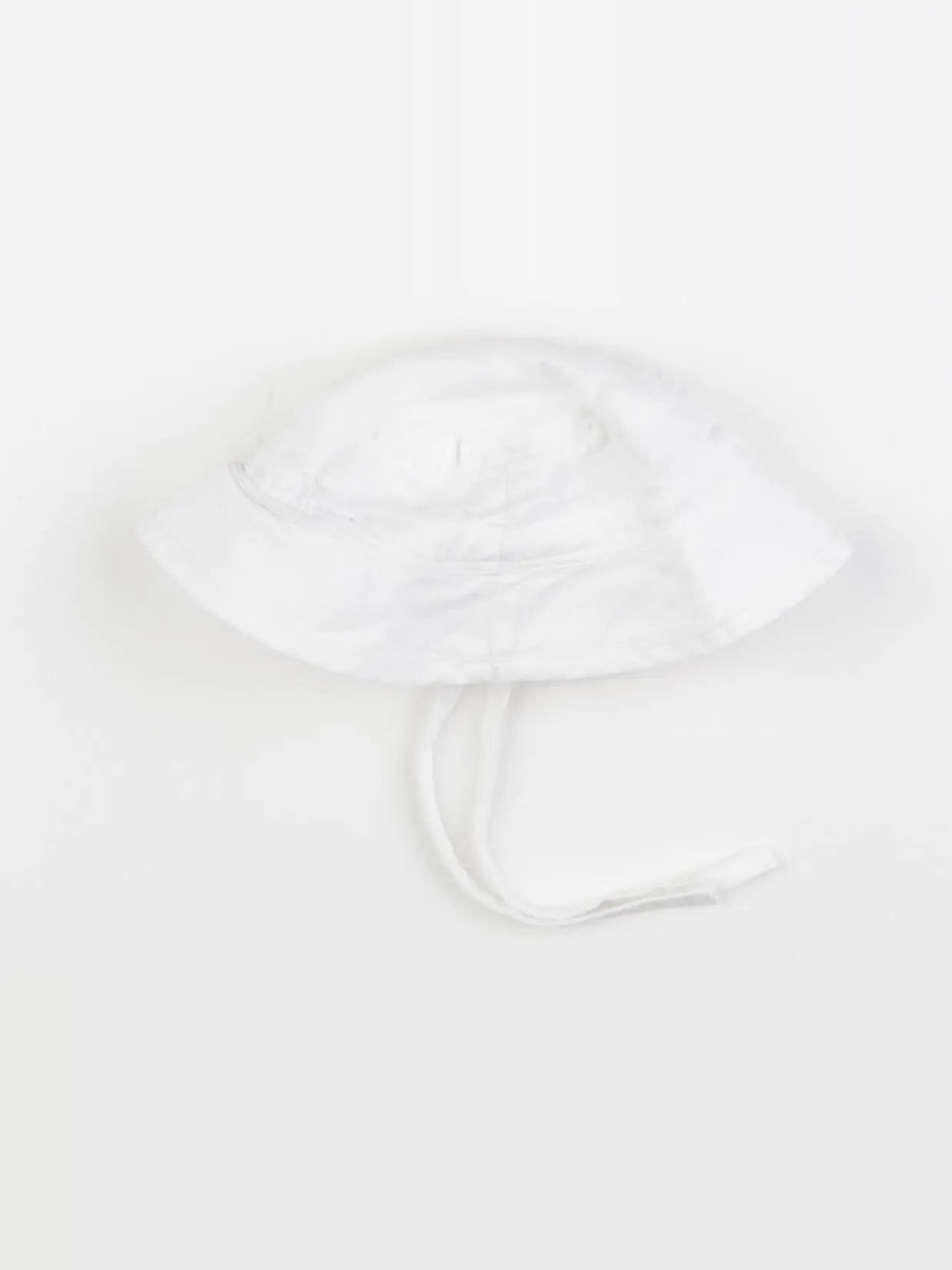 Cyrillus - chapeau blanc - 3/6 mois