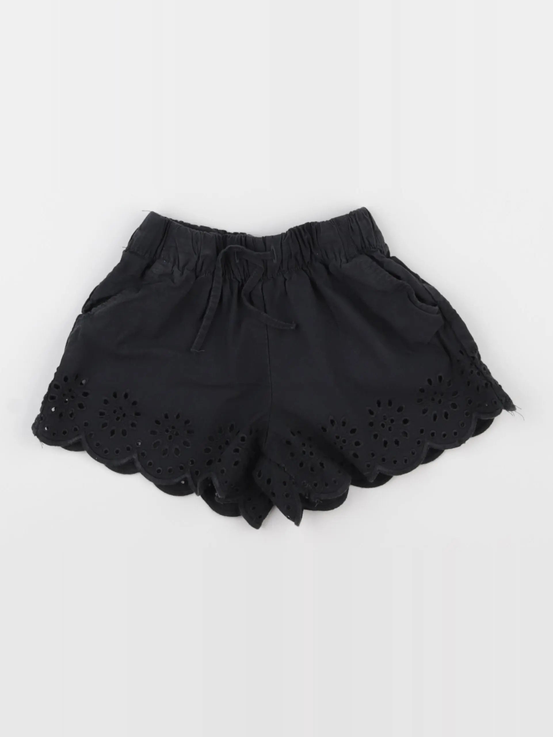 H&M - short noir - 18/24 mois