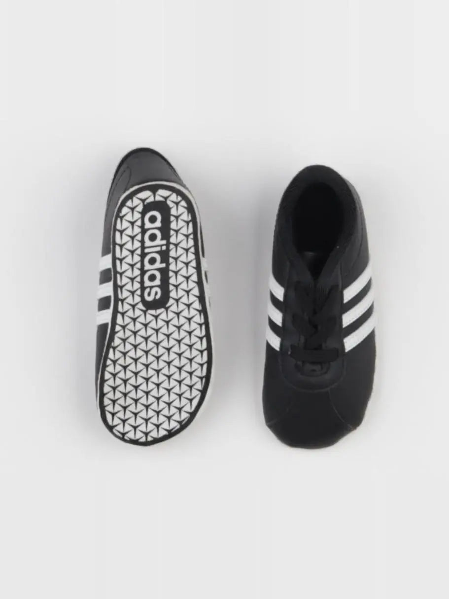 Adidas - chaussons noir - pointure 20