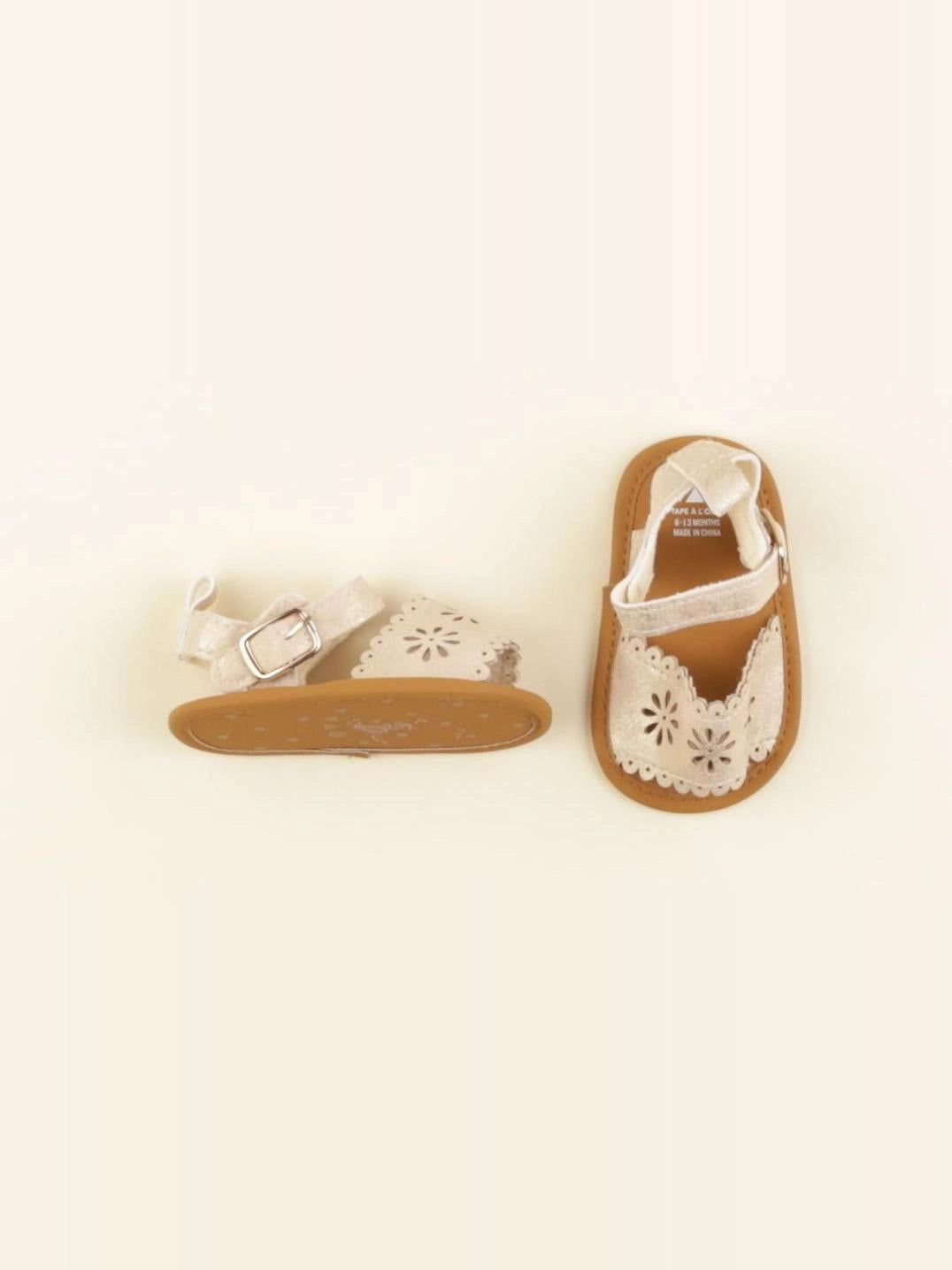 Tape à l'oeil - chaussons bronze - pointure 18/19