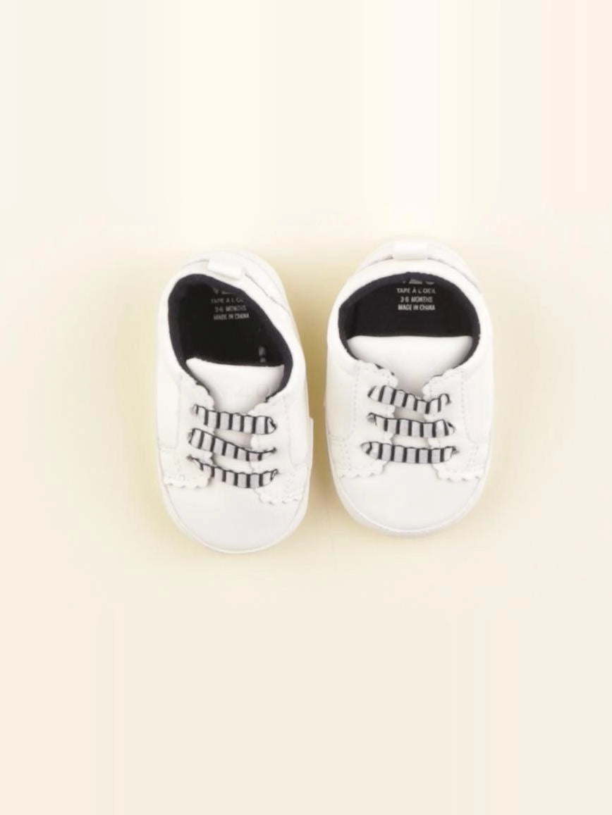 Tape à l'oeil - chaussons blanc - pointure 17