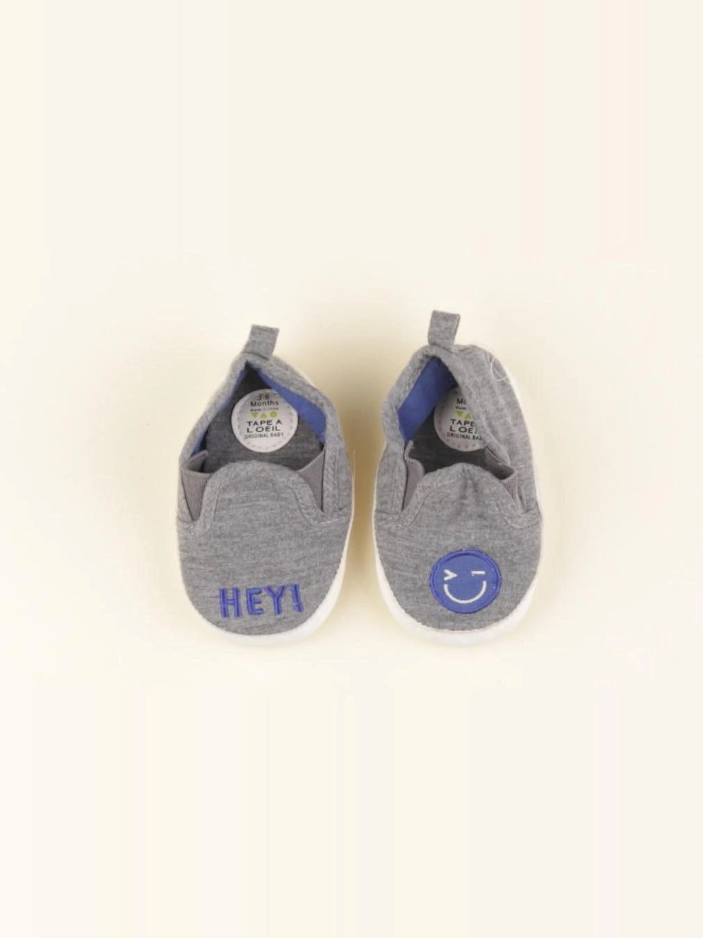 Tape à l'oeil - chaussons gris - pointure 17