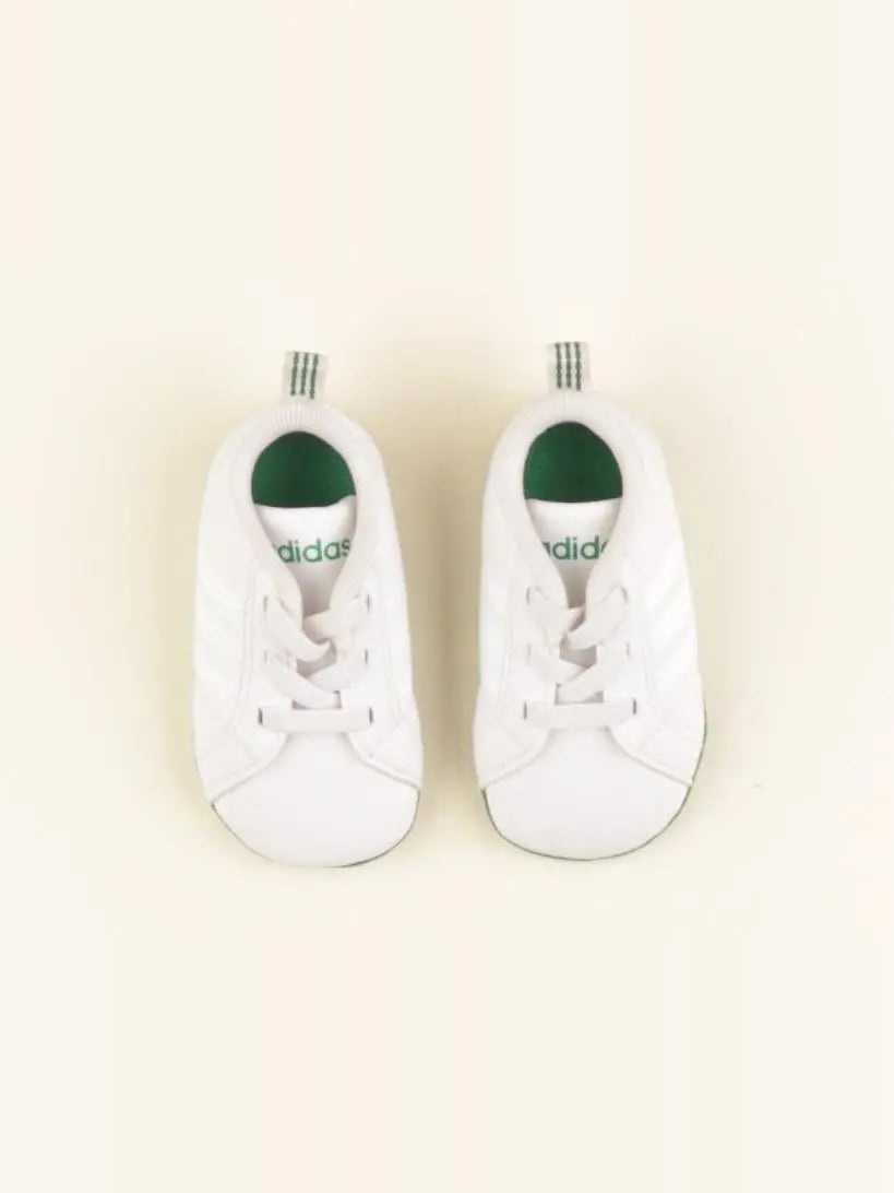 Adidas - chaussons blanc, vert - pointure 16