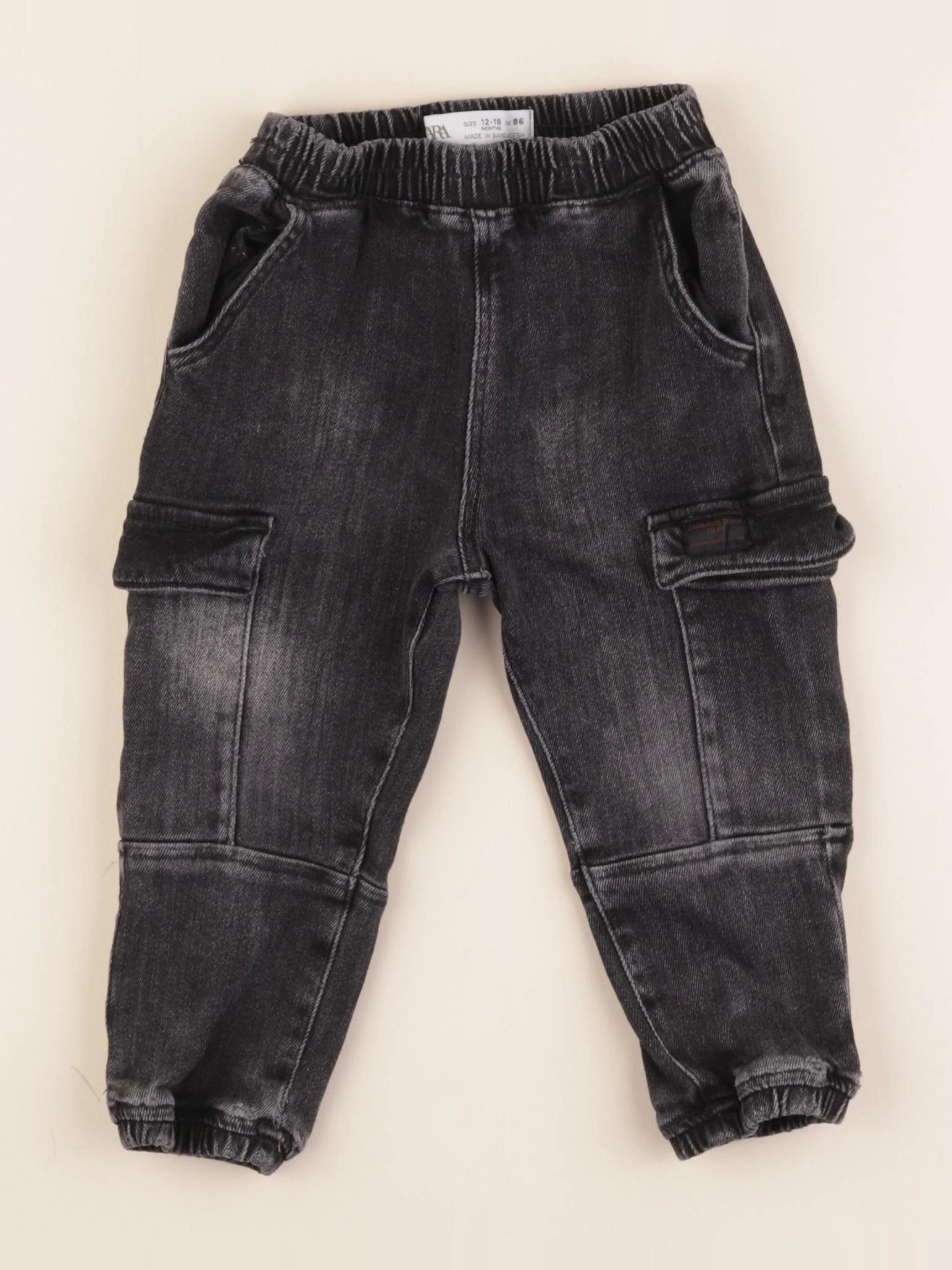 Zara - jean noir - 12/18 mois