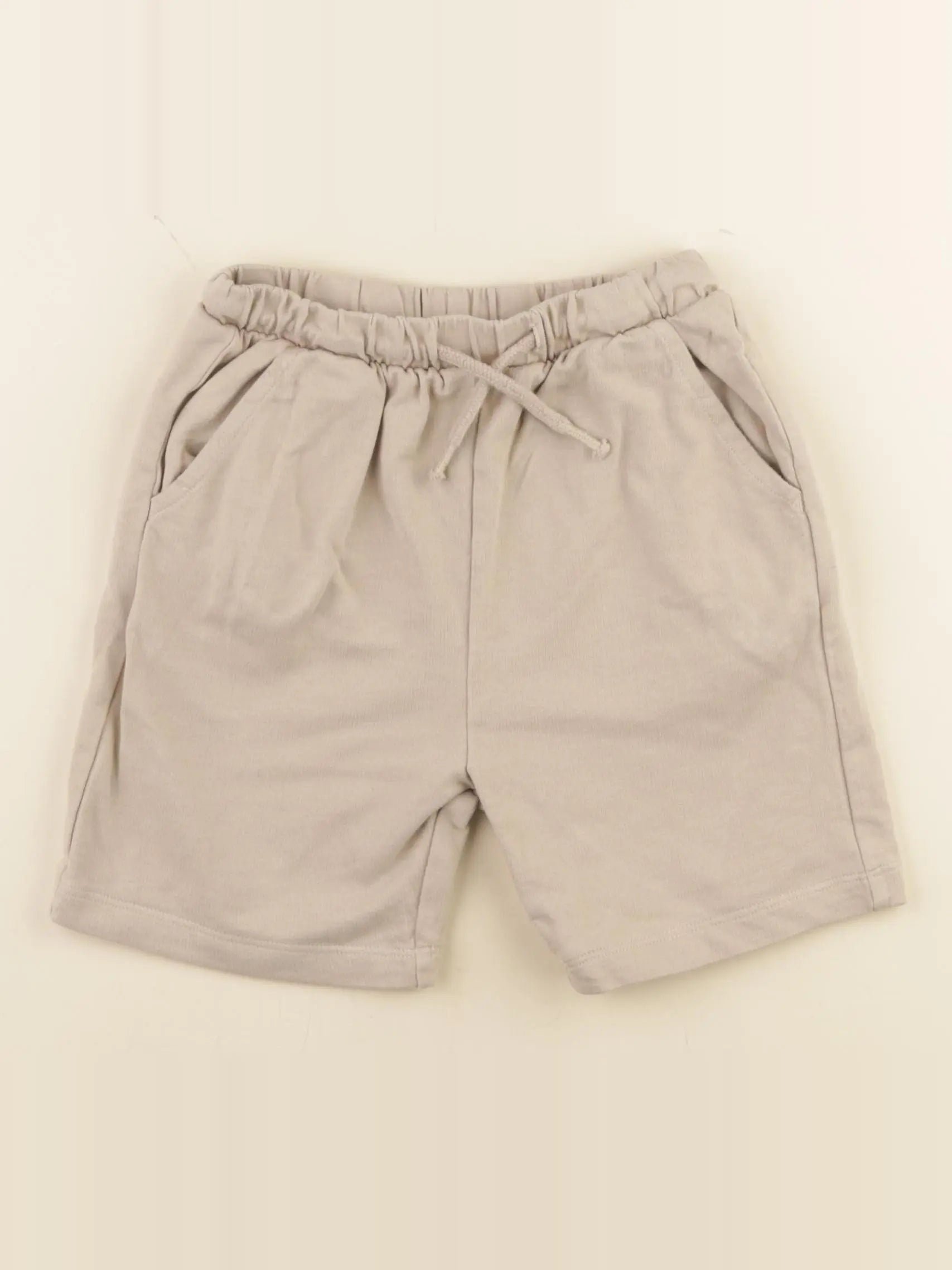 Next - short beige - 4/5 ans