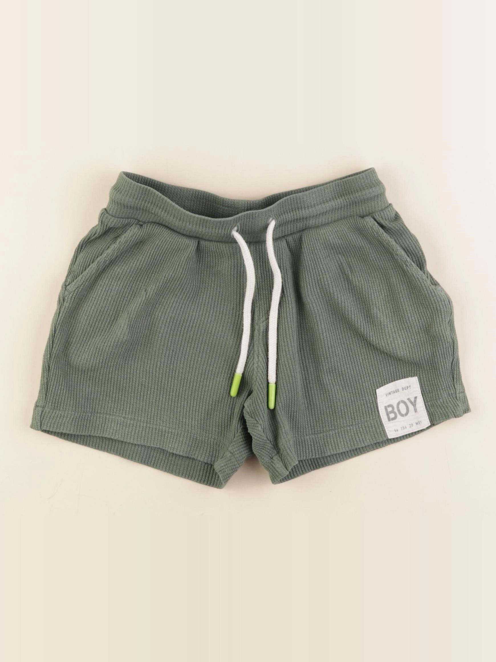 Monoprix - short vert - 4 ans