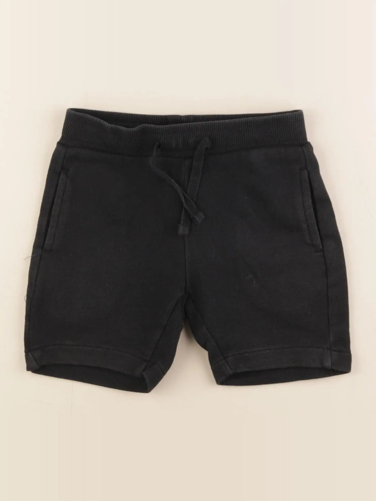 Vertbaudet - short noir - 4 ans