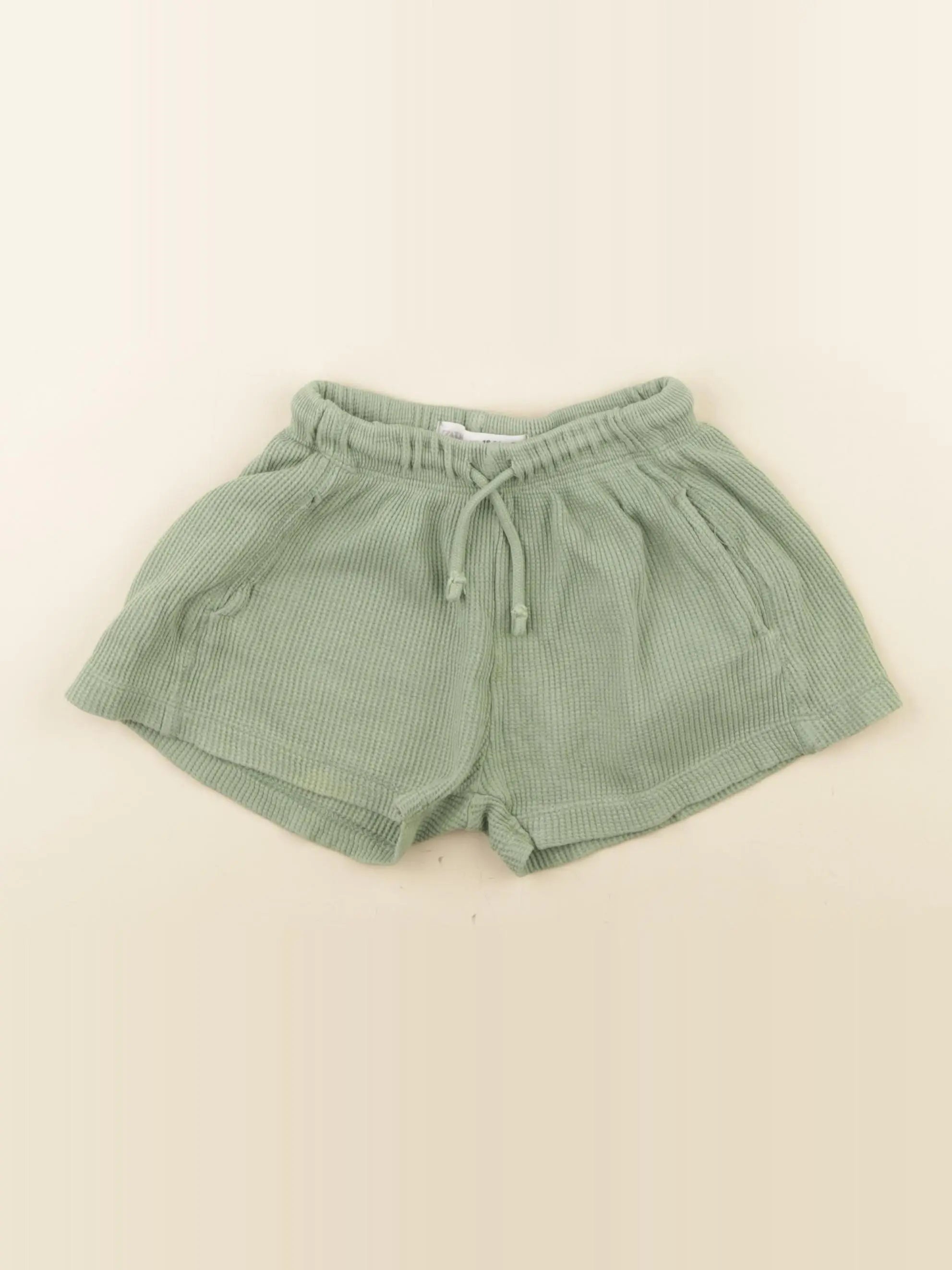 Zara - short vert - 18/24 mois