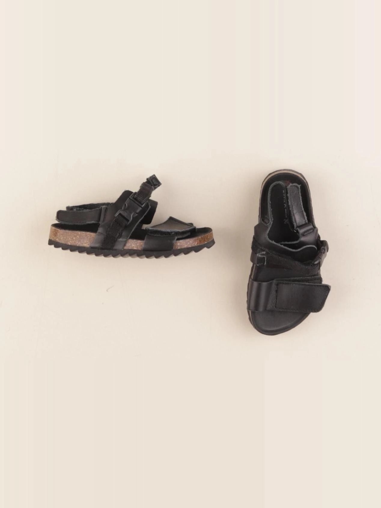 Zara - sandales noir - pointure 20