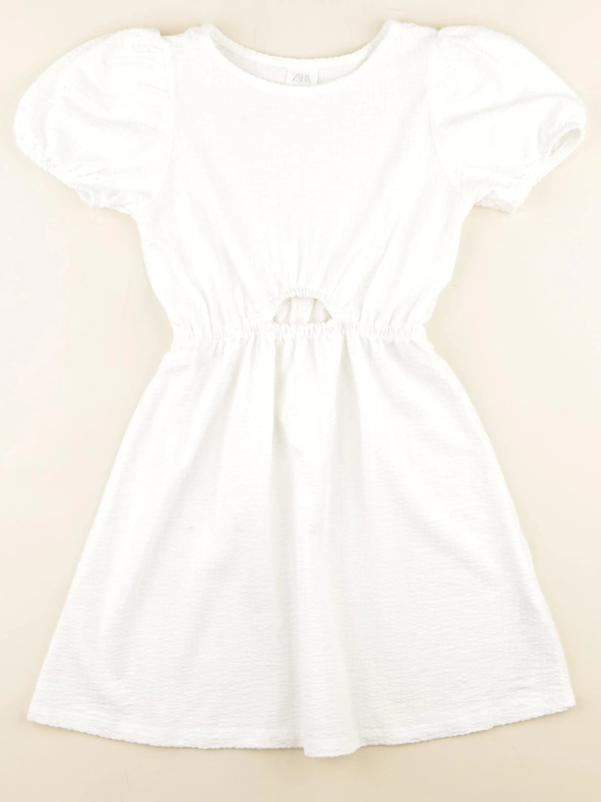 Zara - robe blanc - 9 ans