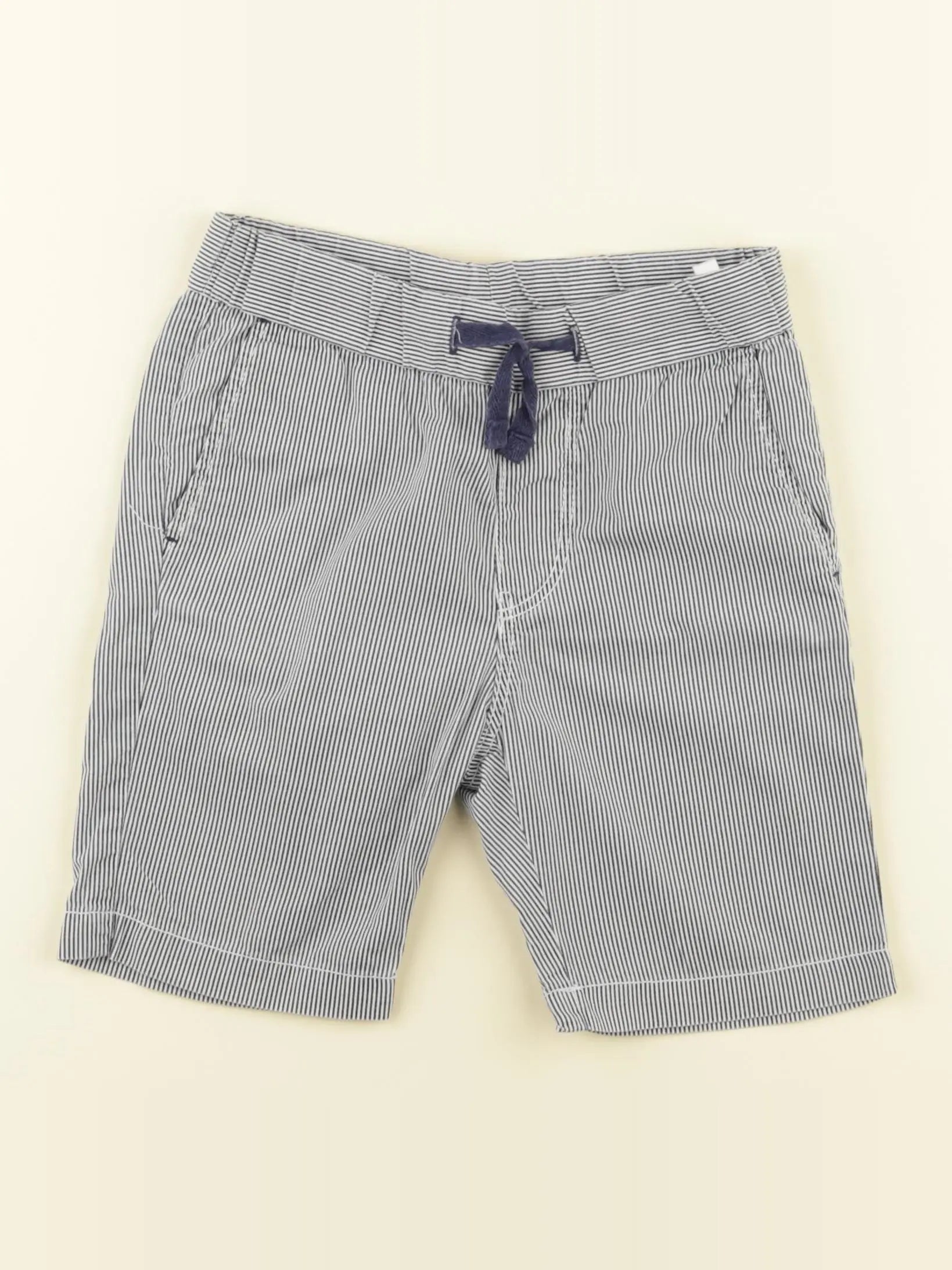 H&M - short bleu - 3 ans