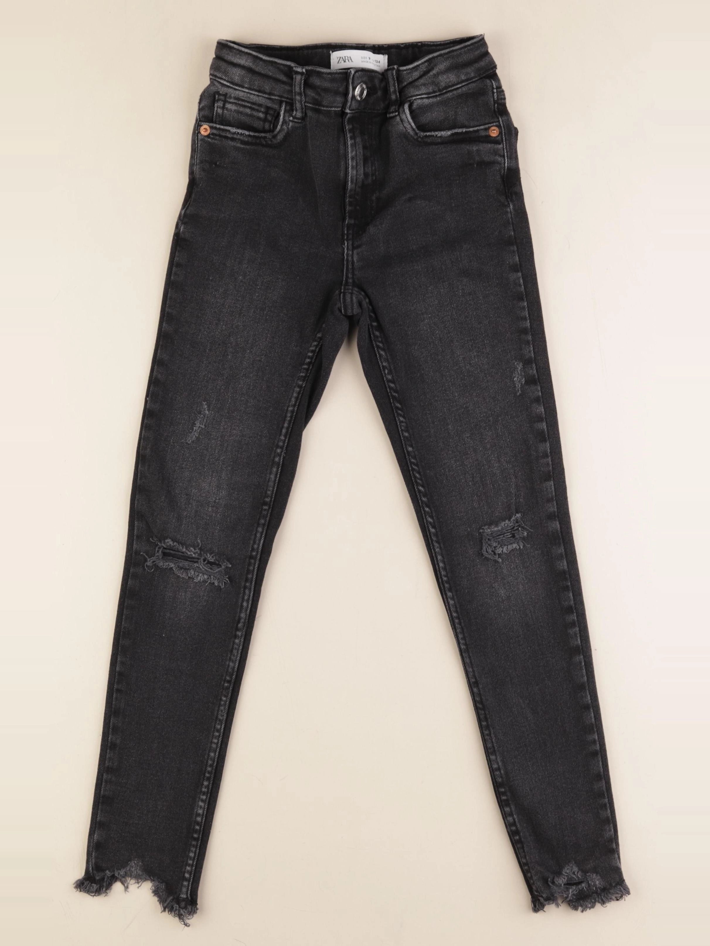 Zara - jean noir - 9 ans