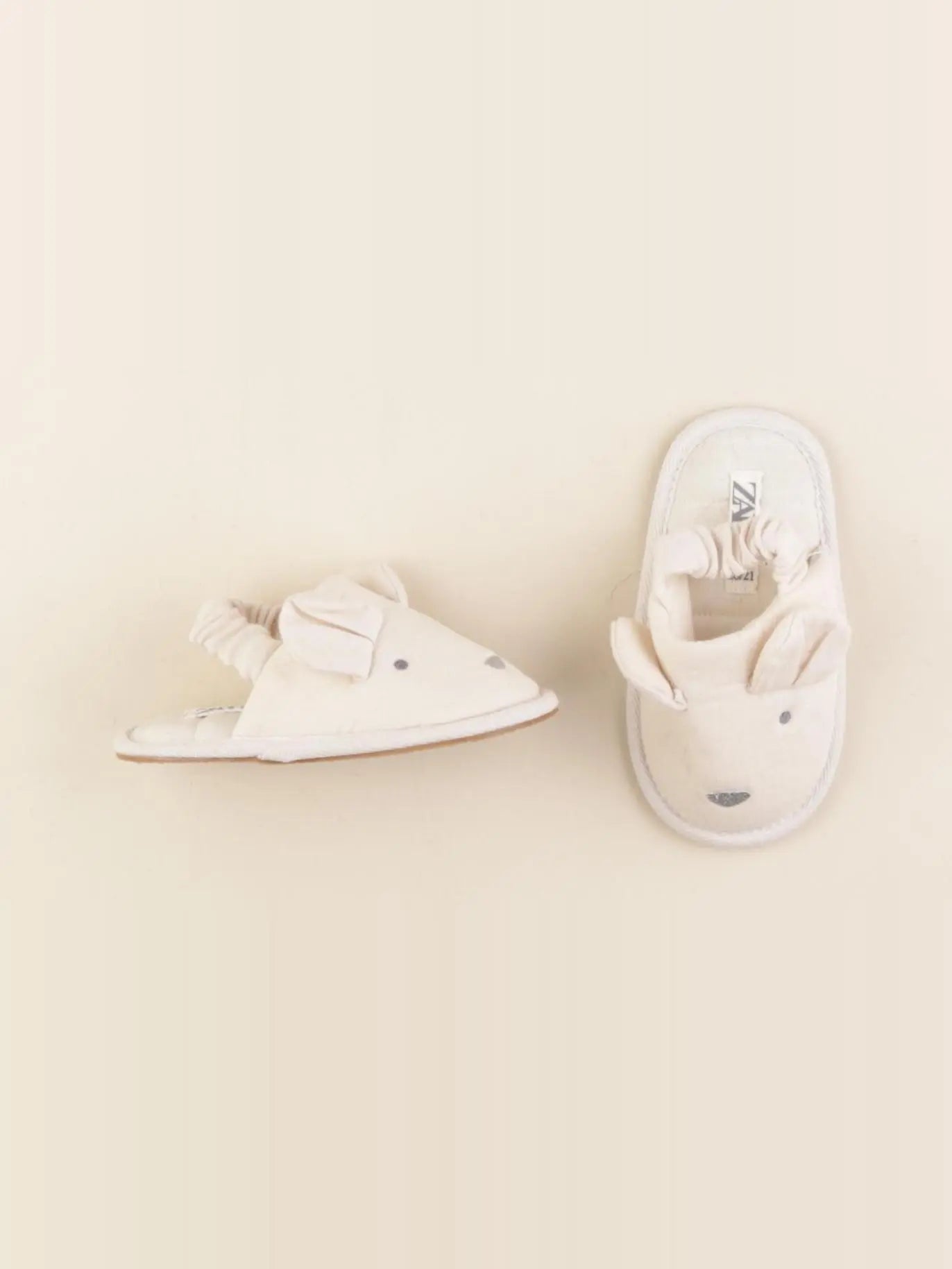Zara - chaussons beige - pointure 20/21