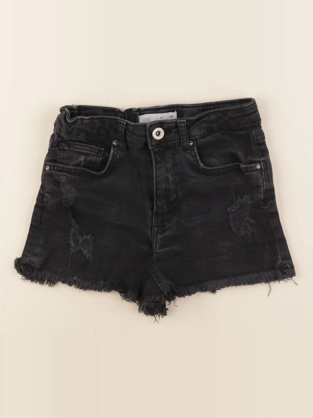 Zara - short noir - 10 ans