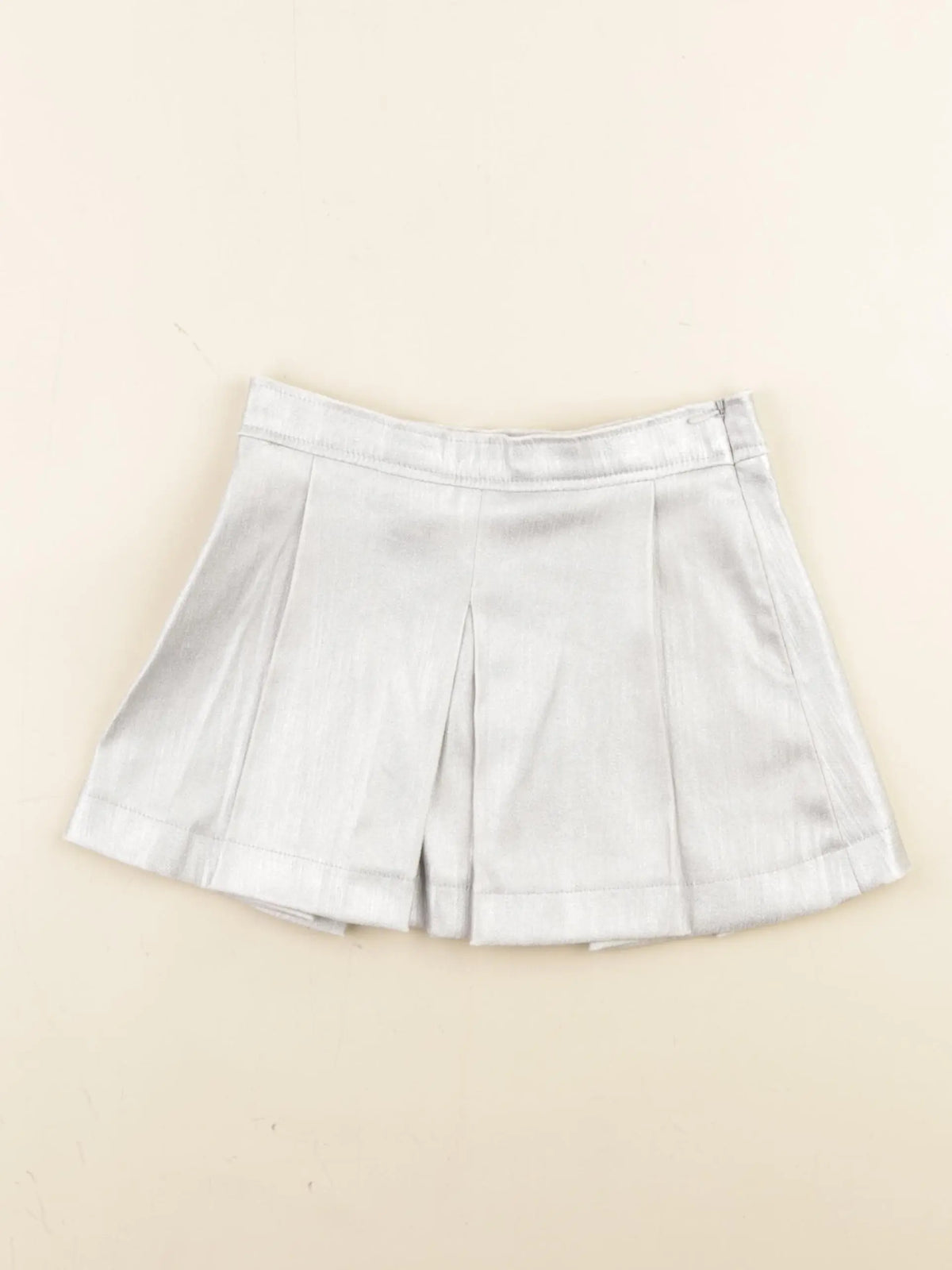 Zara - short argent - 6 ans